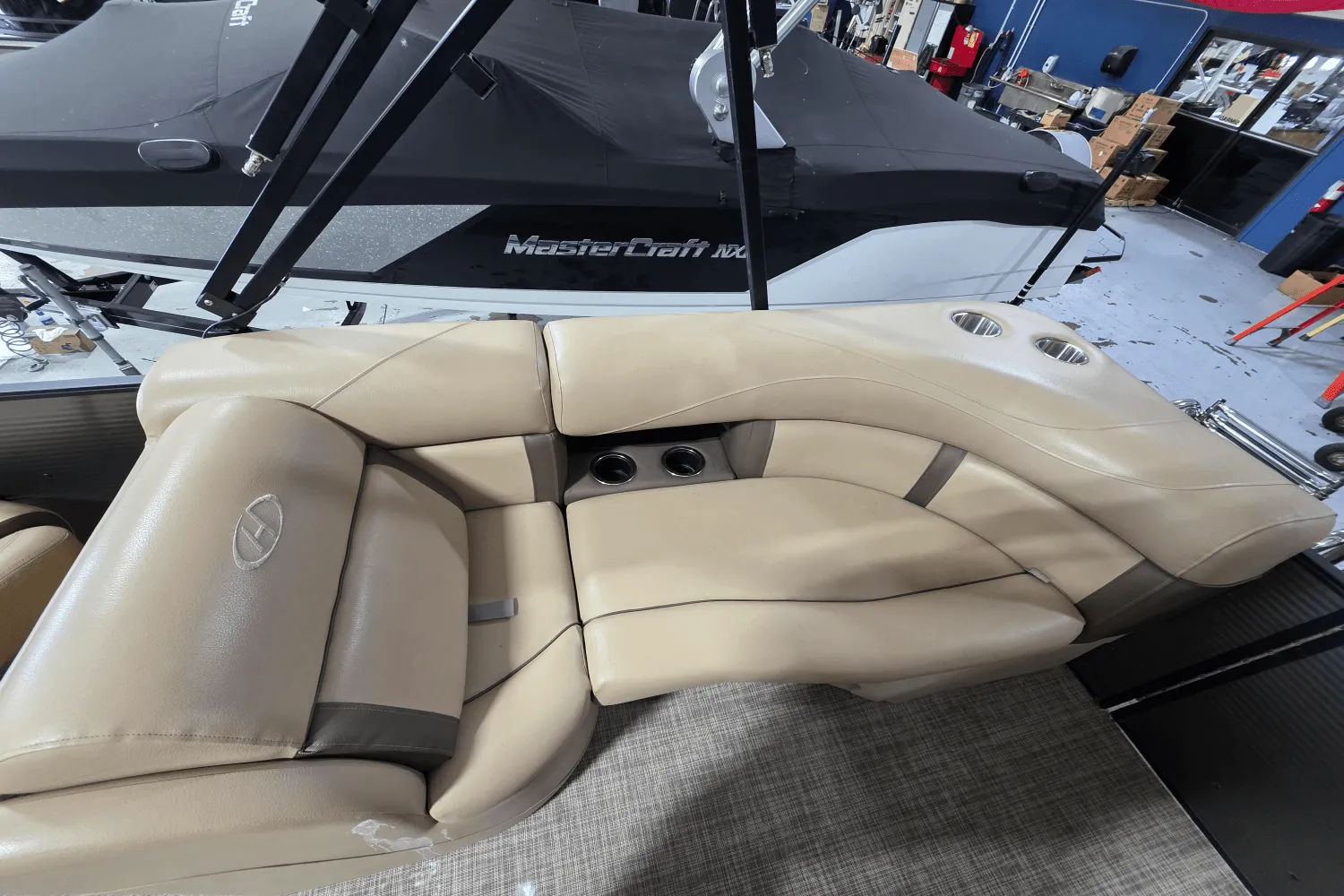 2020 Harris 230 CX Image Thumbnail #9