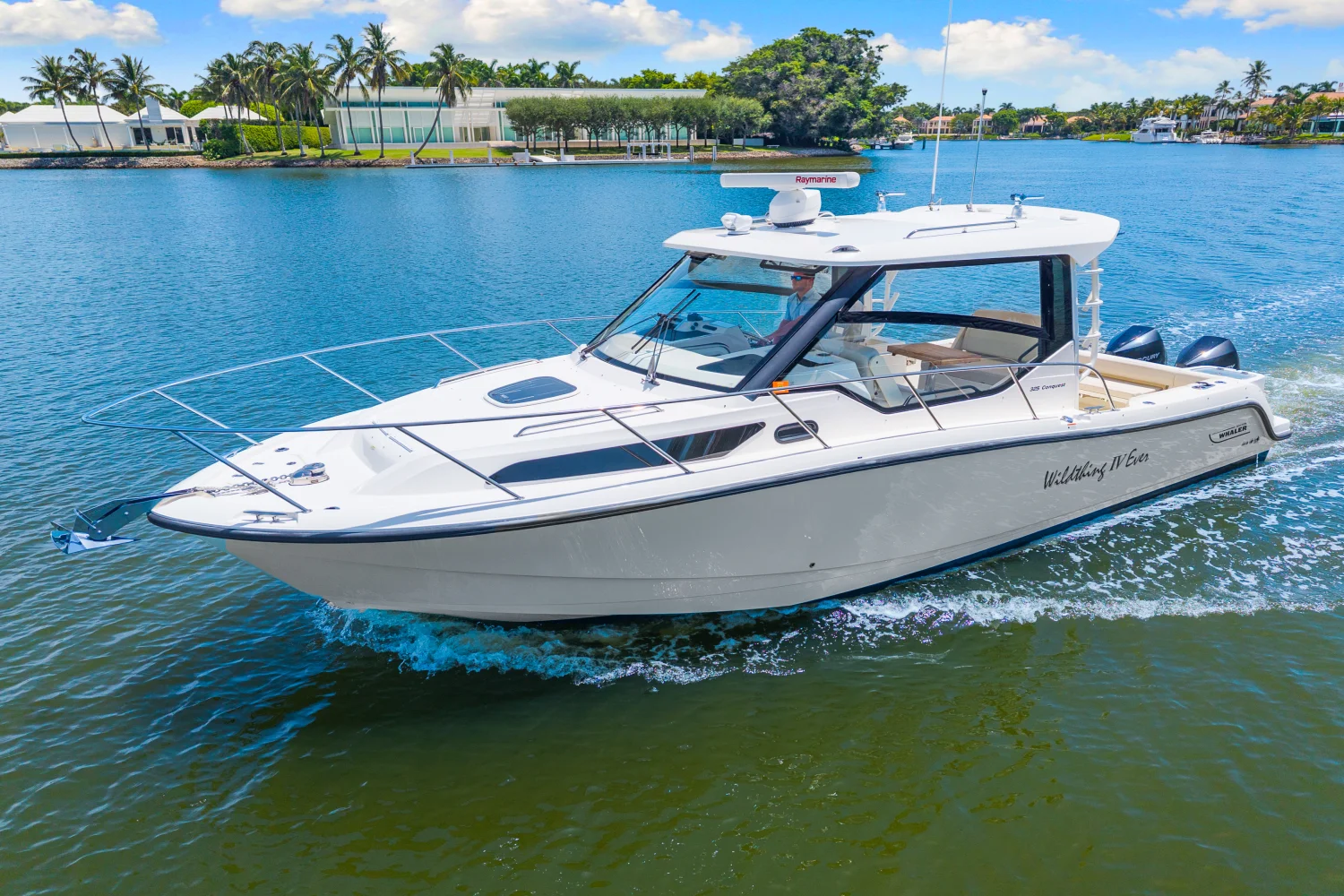 2021 Boston Whaler 325 CONQUEST Image Thumbnail #3