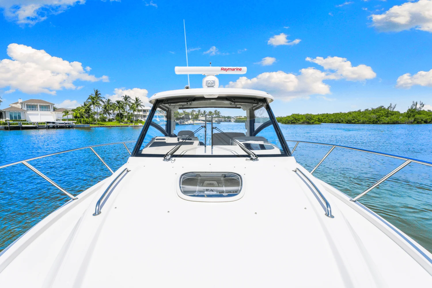 2021 Boston Whaler 325 CONQUEST Image Thumbnail #29