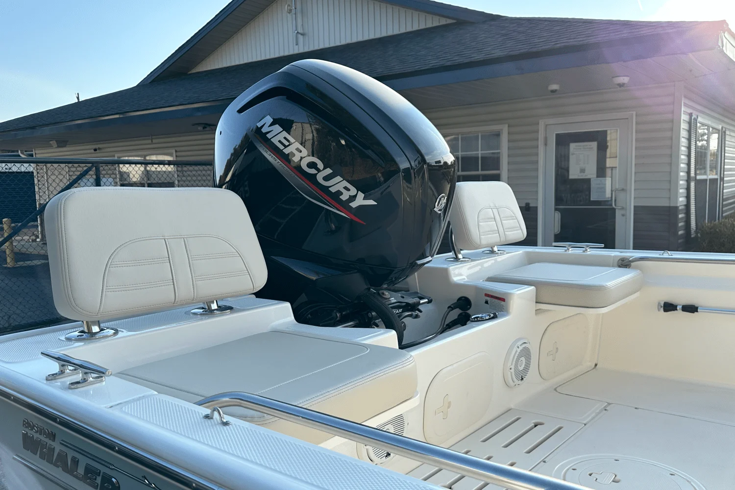2024 Boston Whaler 170 MONTAUK Image Thumbnail #9