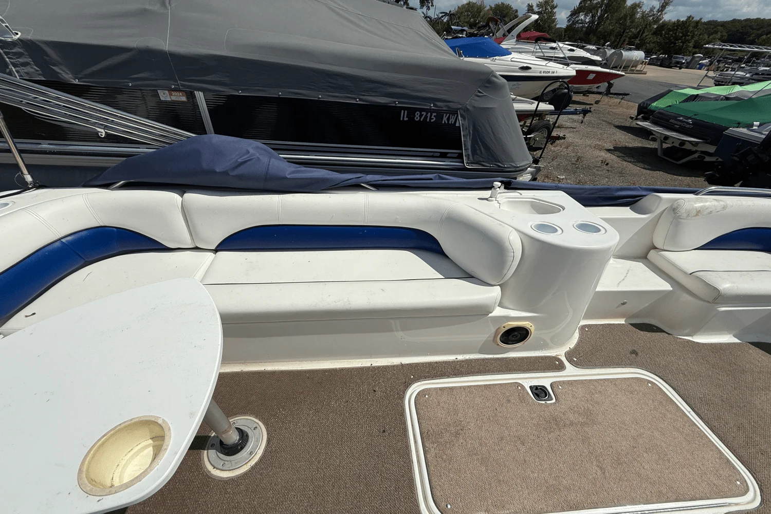 2011 Hurricane SUN DECK SPORT 201 Image Thumbnail #8