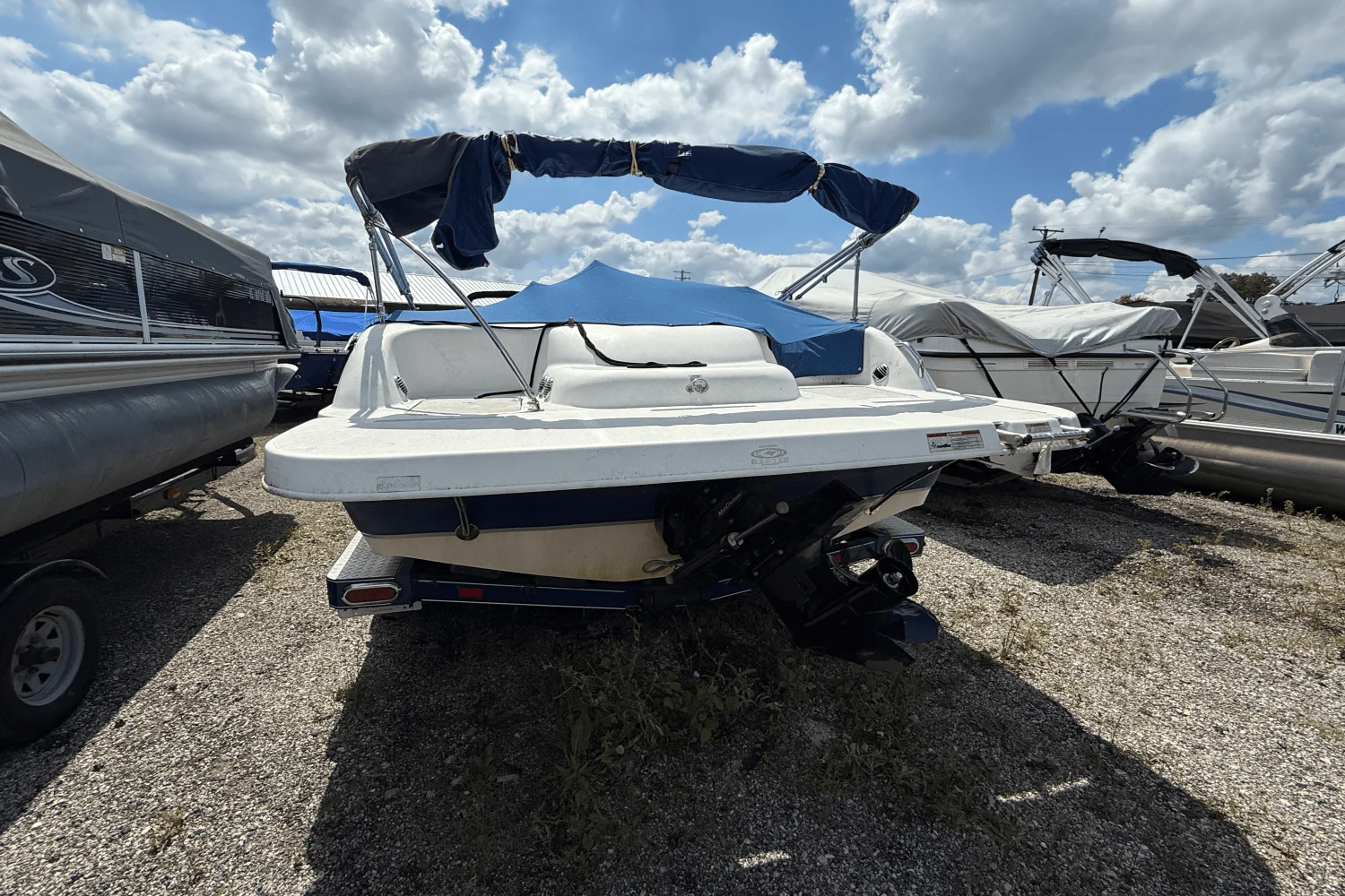 2011 Hurricane SUN DECK SPORT 201 Image Thumbnail #2