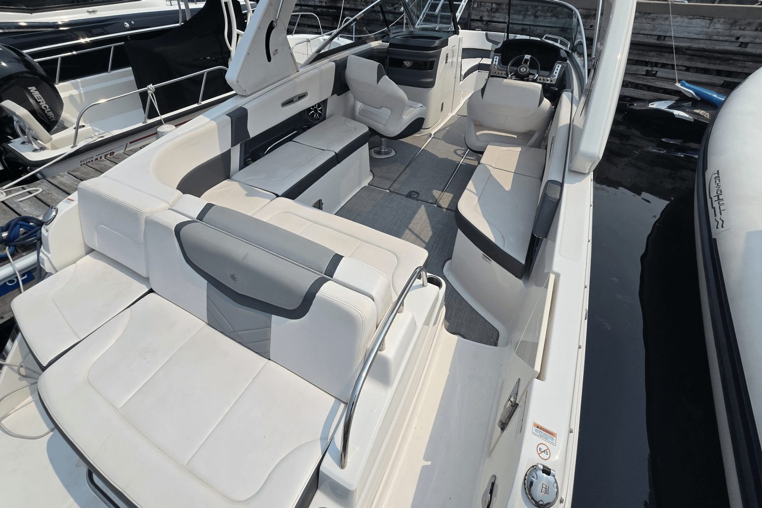 2018 Chaparral 287 SSX Image Thumbnail #11
