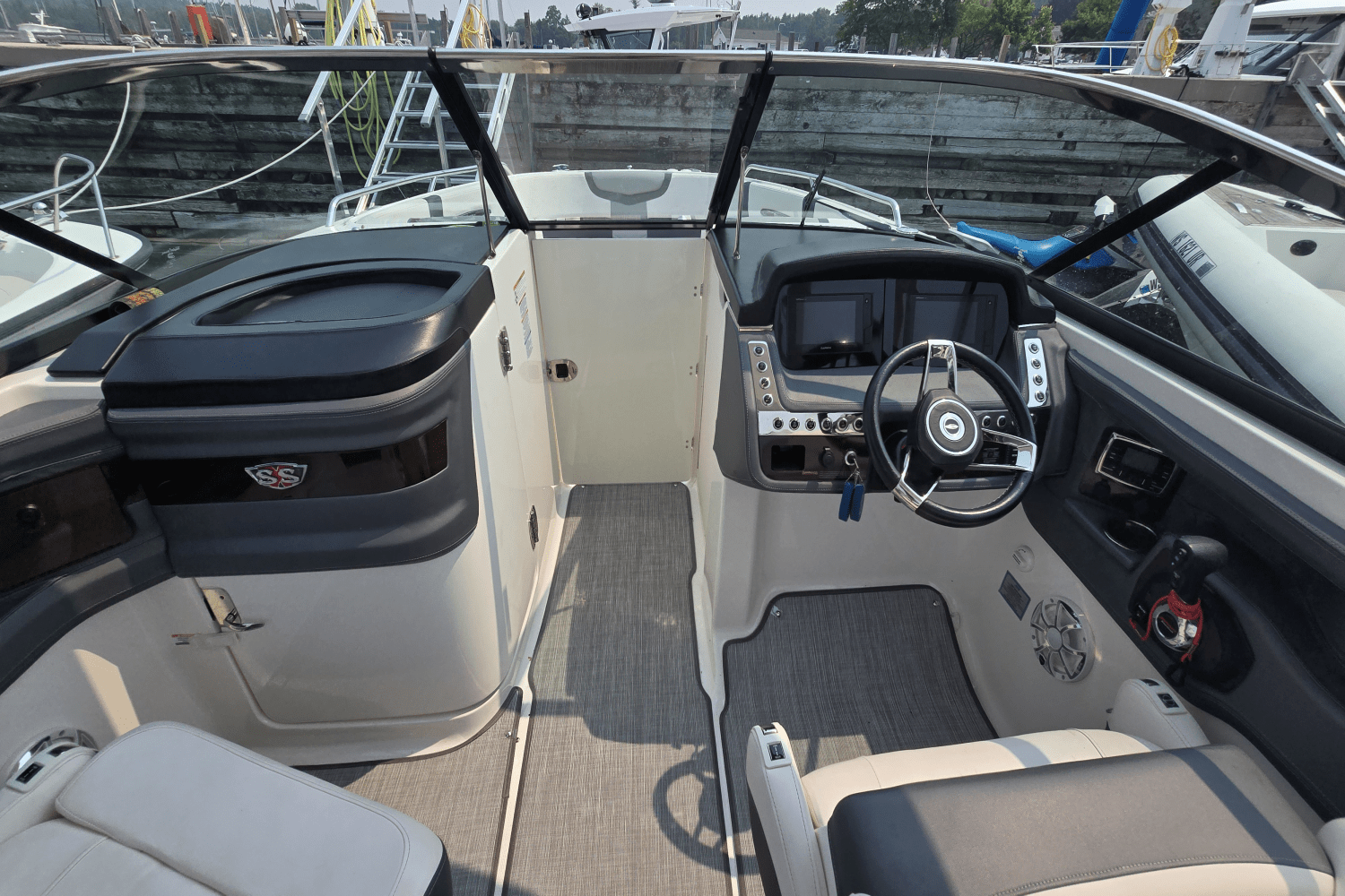 2018 Chaparral 287 SSX Image Thumbnail #17