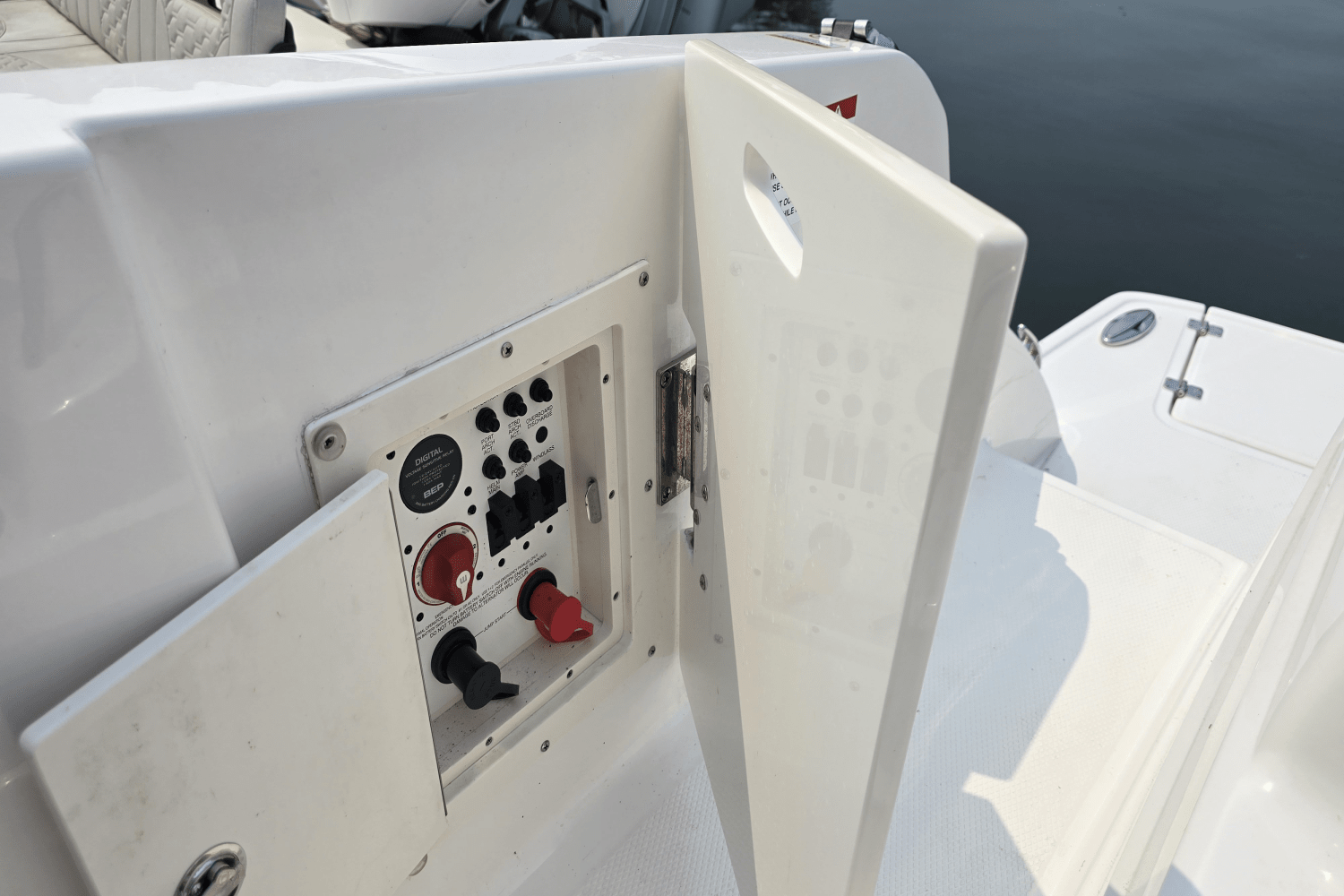 2018 Chaparral 287 SSX Image Thumbnail #39