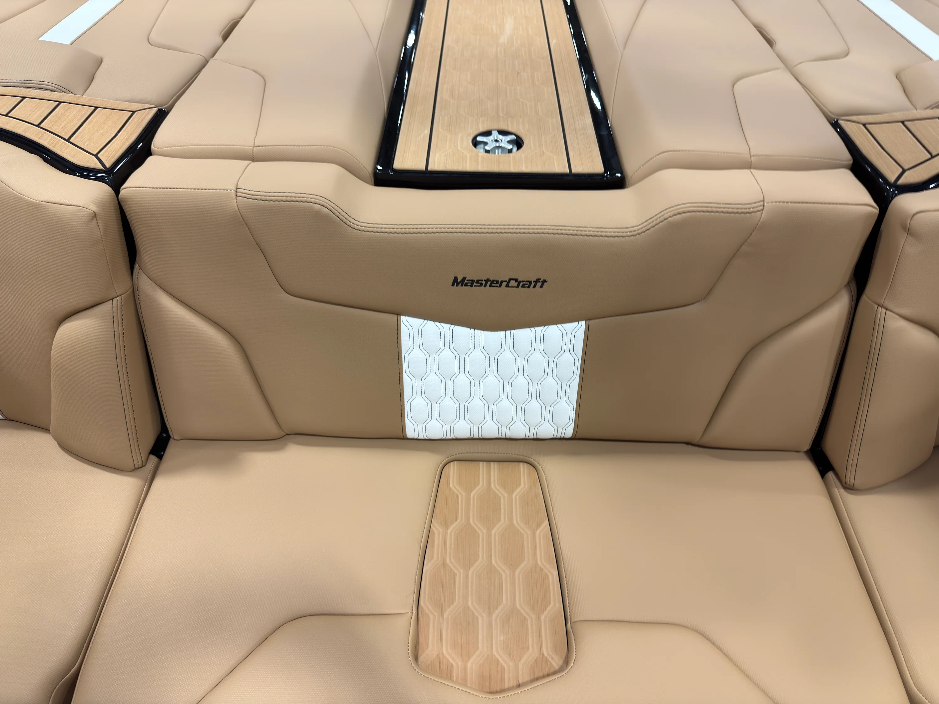 2026 Mastercraft XT20 Image Thumbnail #12