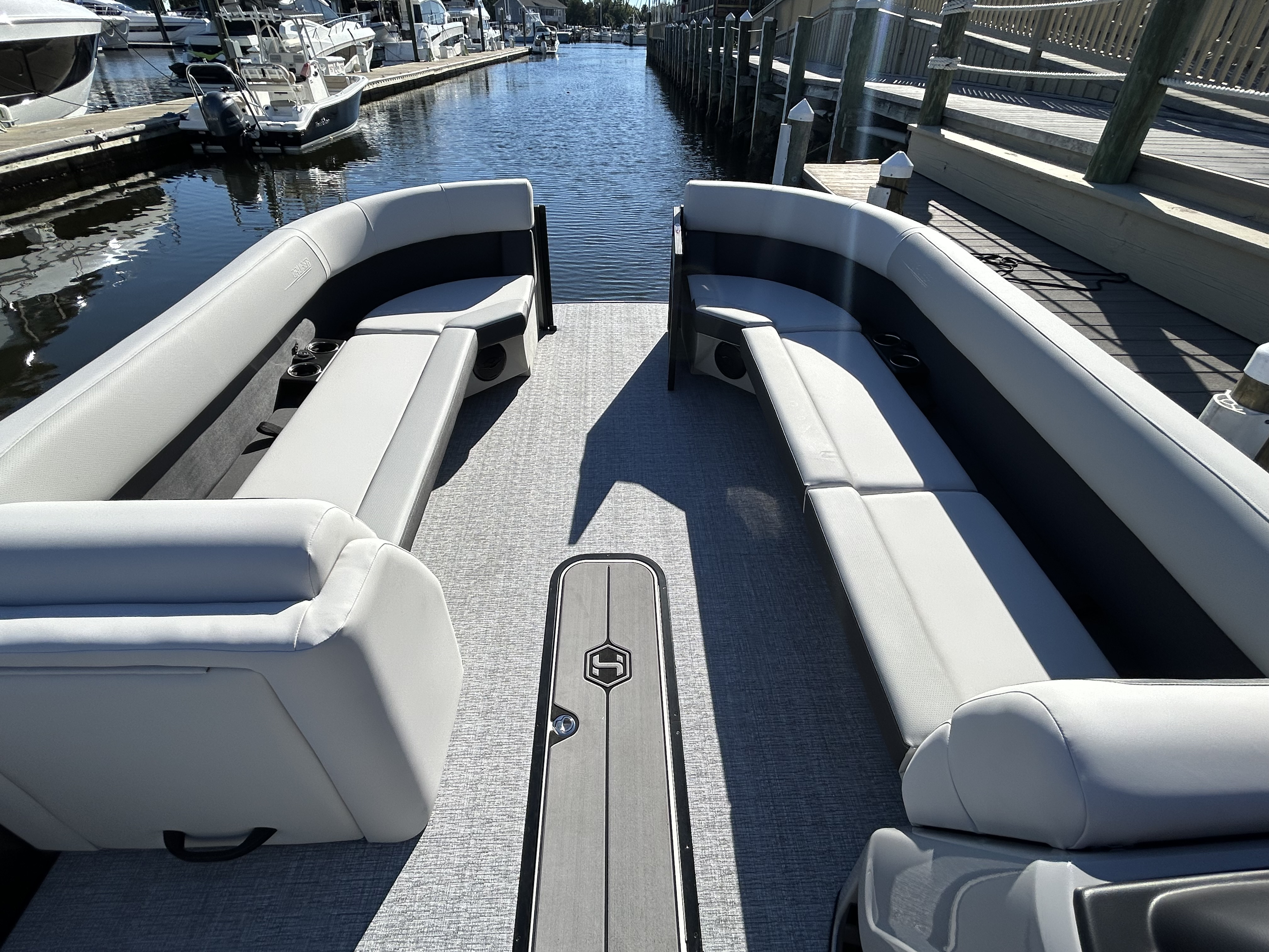 2026 Harris Cruiser 250 Image Thumbnail #21