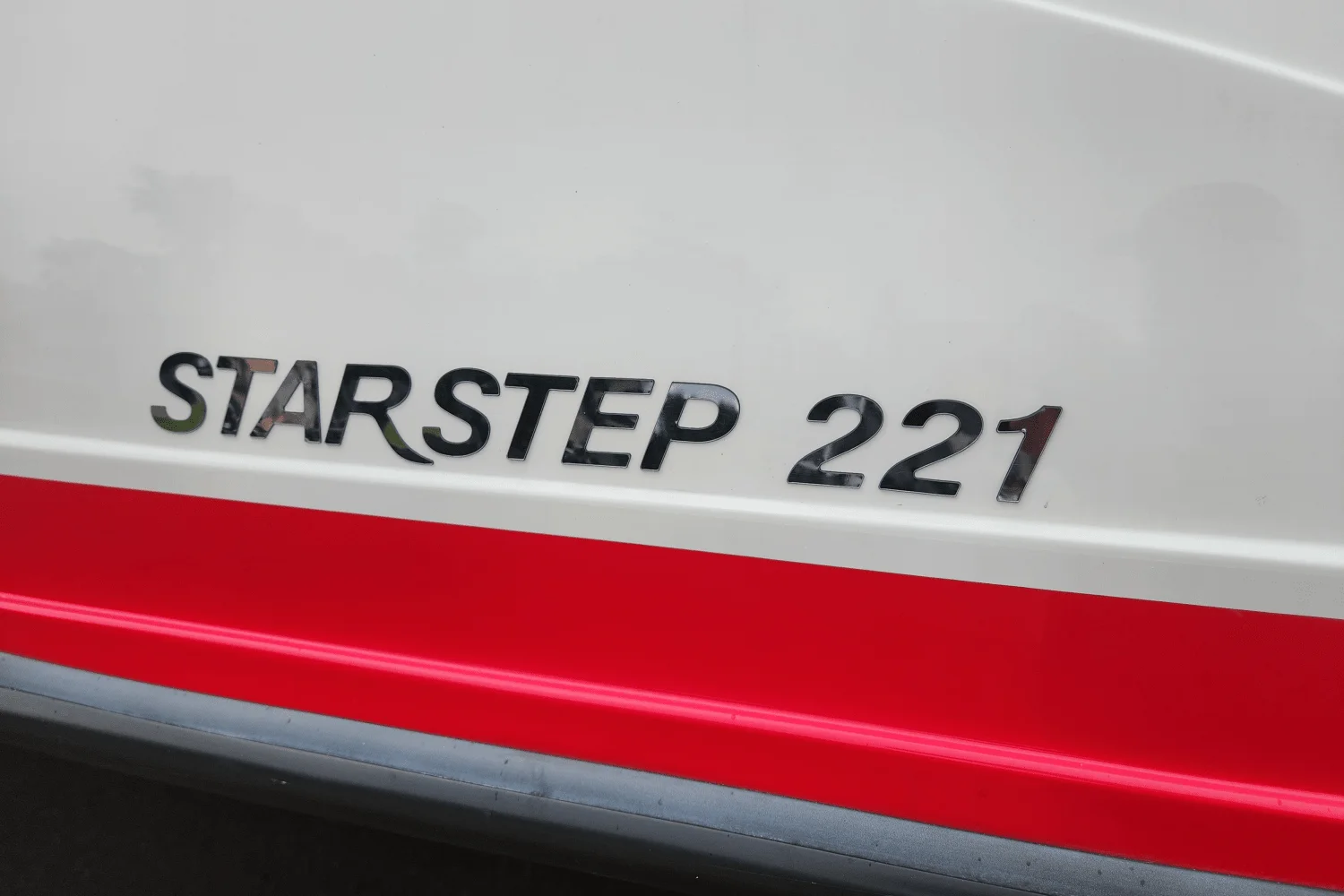 2022 Starcraft 221 STARSTEP Image Thumbnail #3