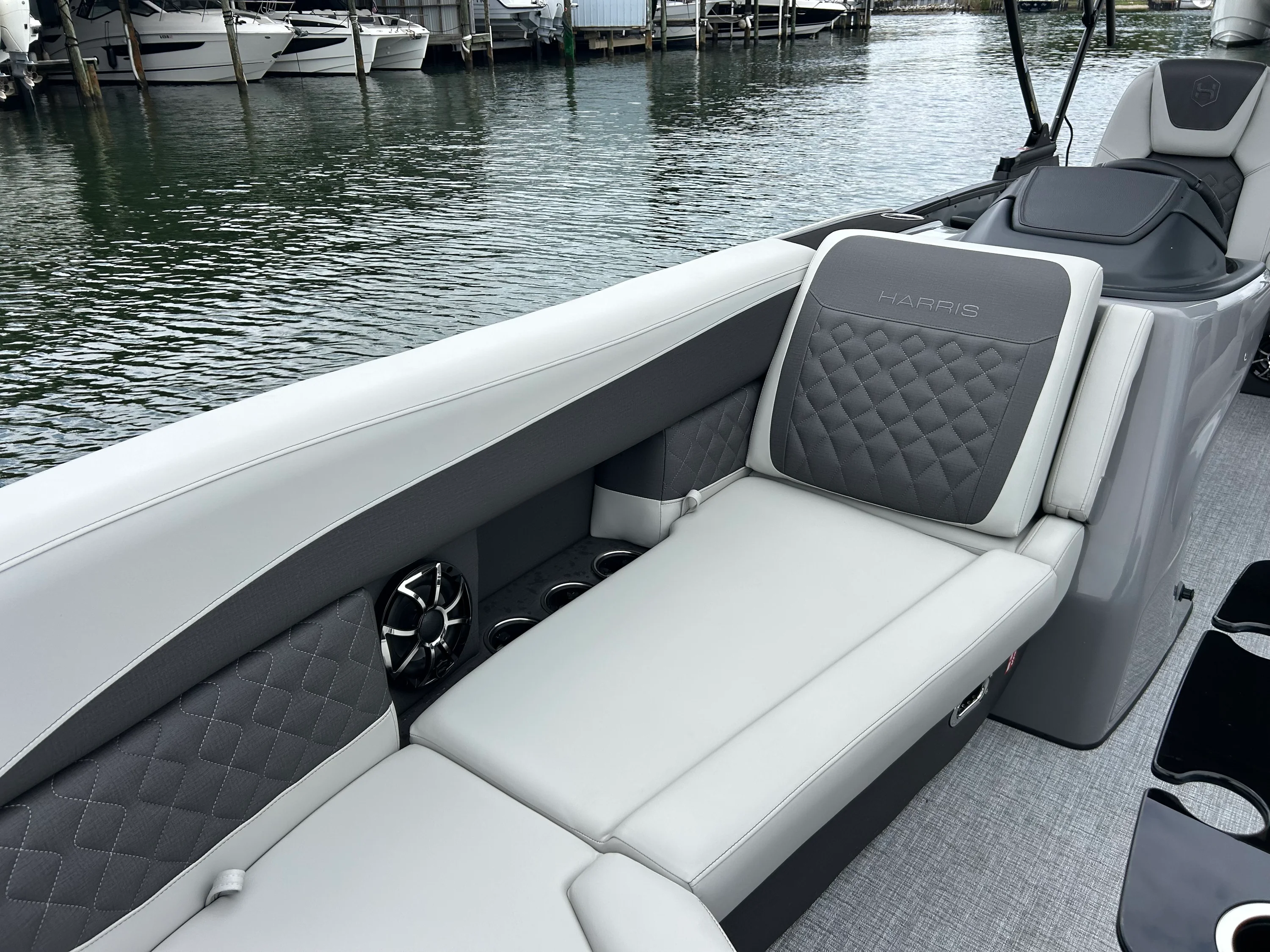 2026 Harris Sunliner 230 Image Thumbnail #21