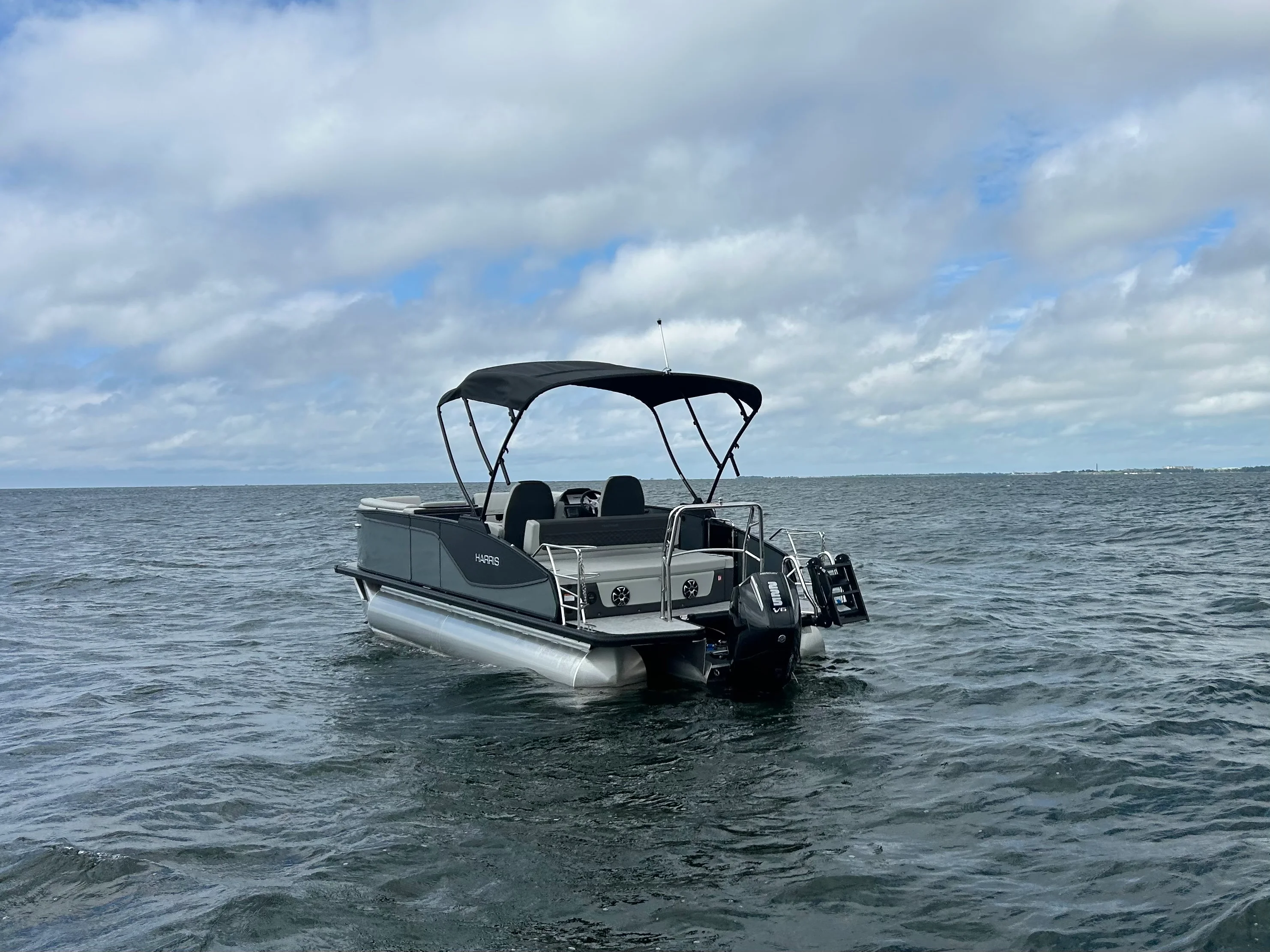 2026 Harris Sunliner 230 Image Thumbnail #2