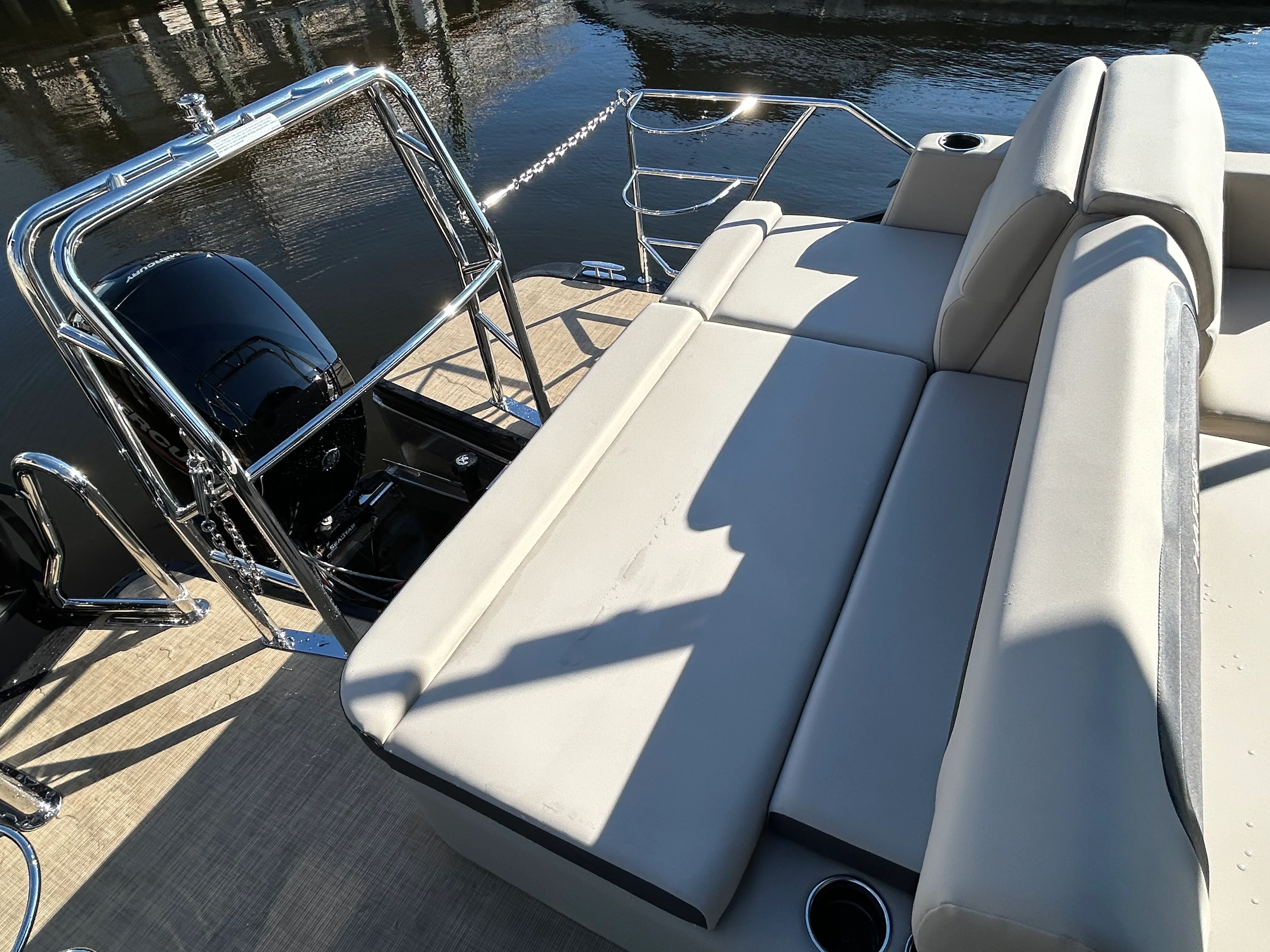 2026 Harris Cruiser 230 Image Thumbnail #9