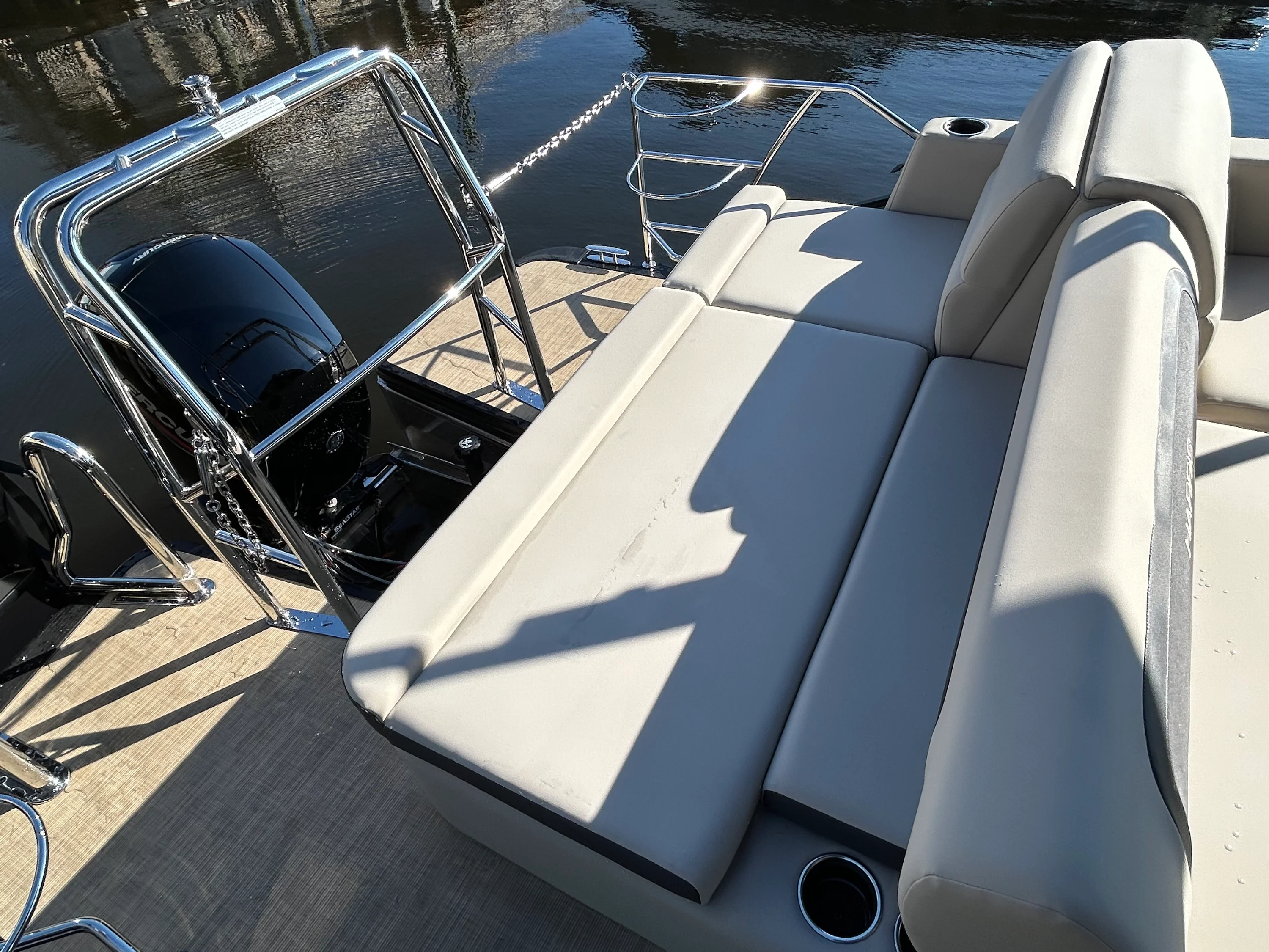 2026 Harris Cruiser 230 Image Thumbnail #11