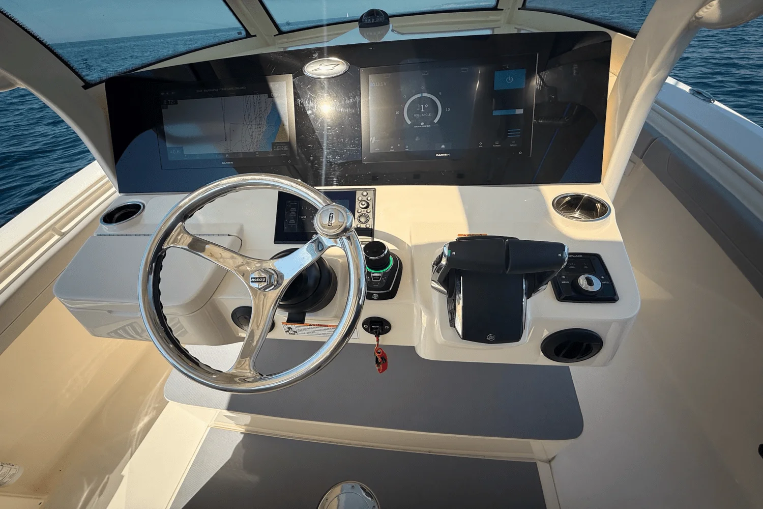 2024 Scout 355 LXF Image Thumbnail #44