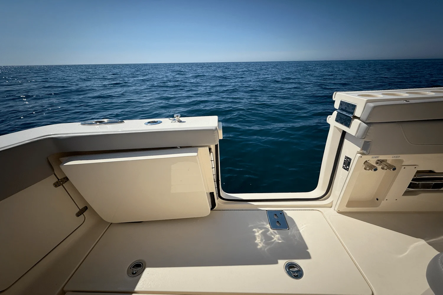 2024 Scout 355 LXF Image Thumbnail #38