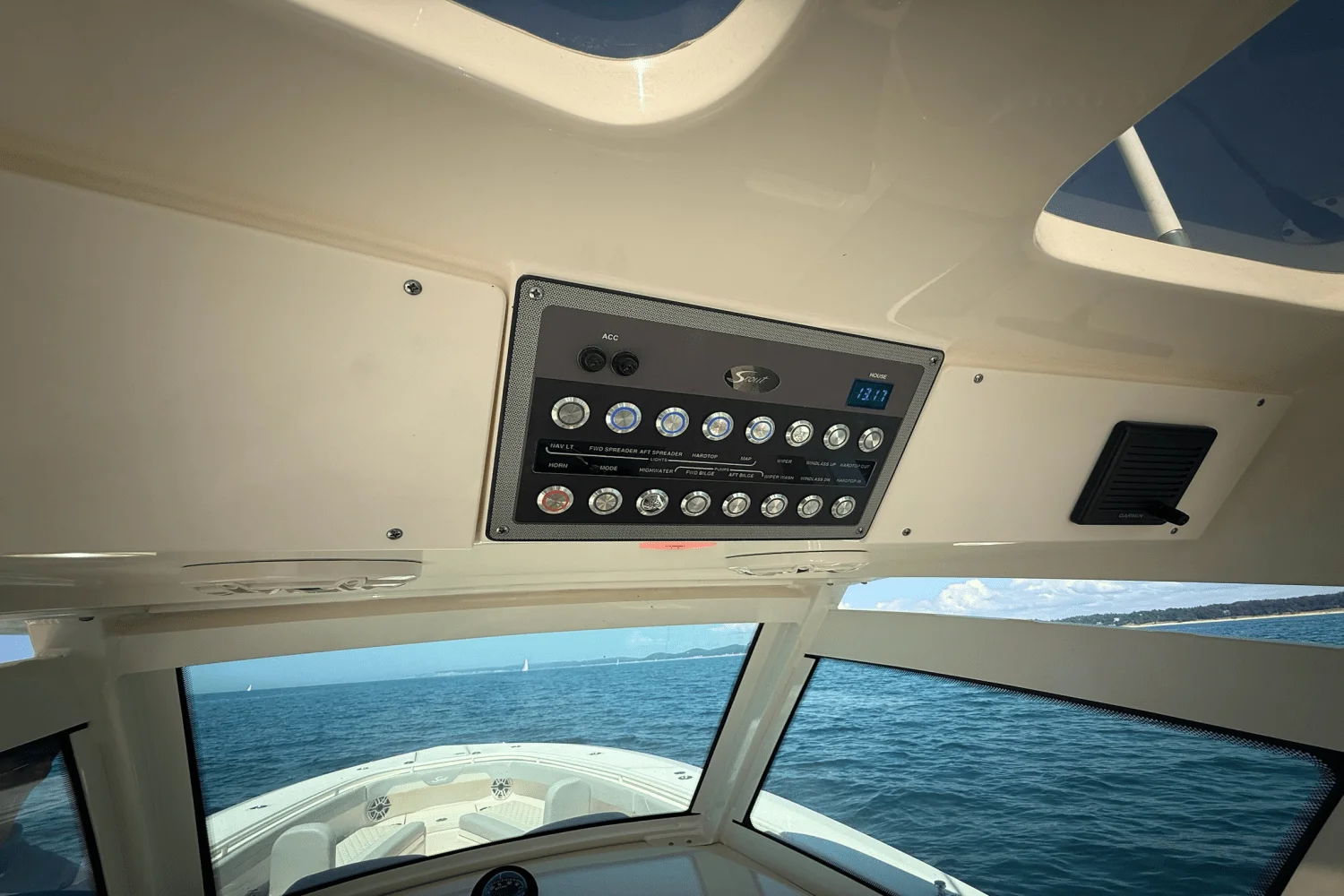 2024 Scout 355 LXF Image Thumbnail #45