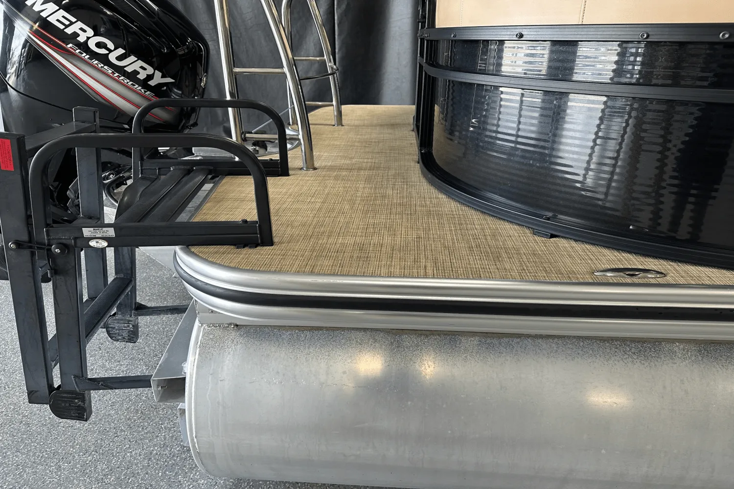2018 Lowe SS230W Image Thumbnail #3