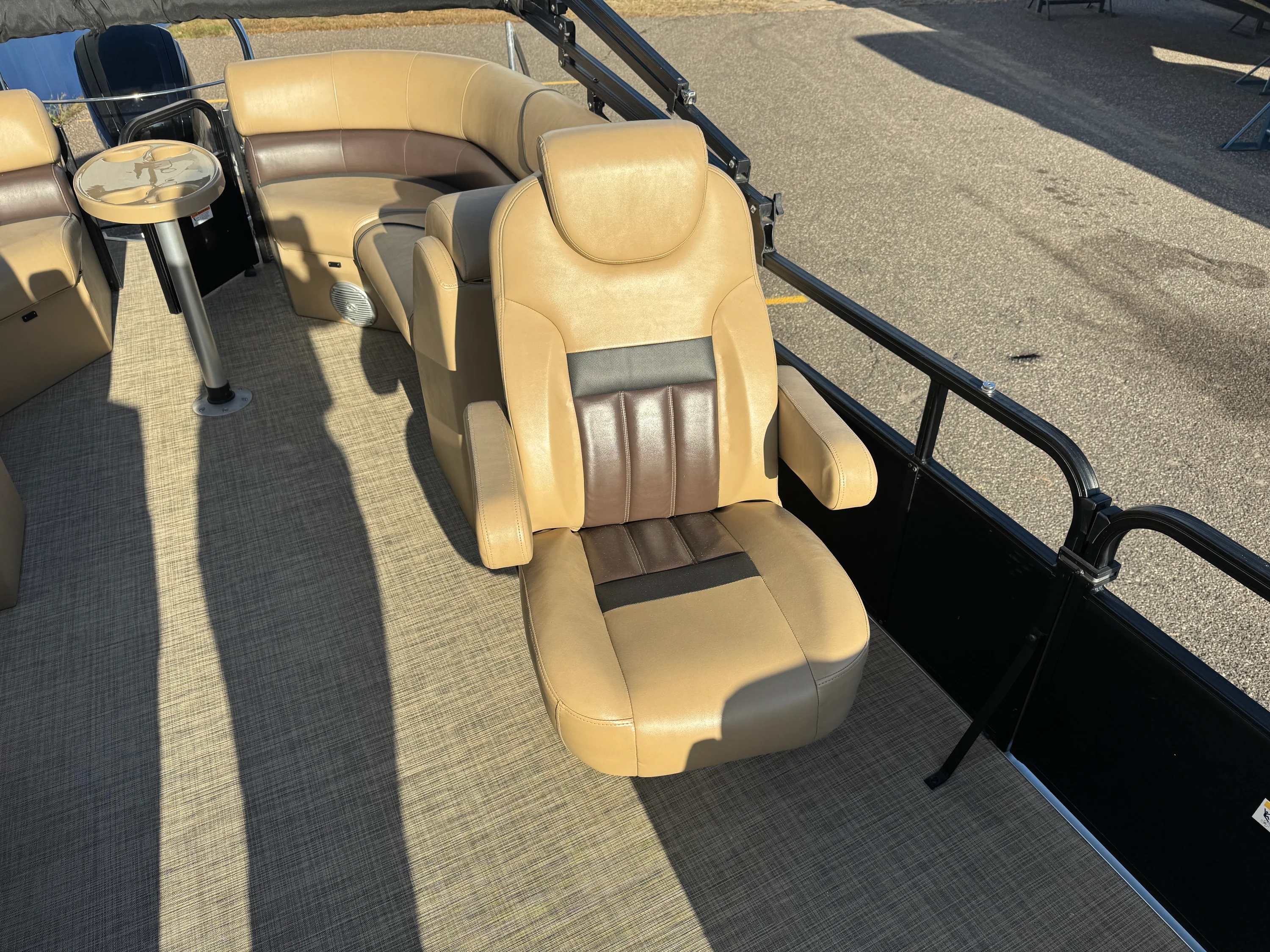 2018 Lowe SS230W Image Thumbnail #13