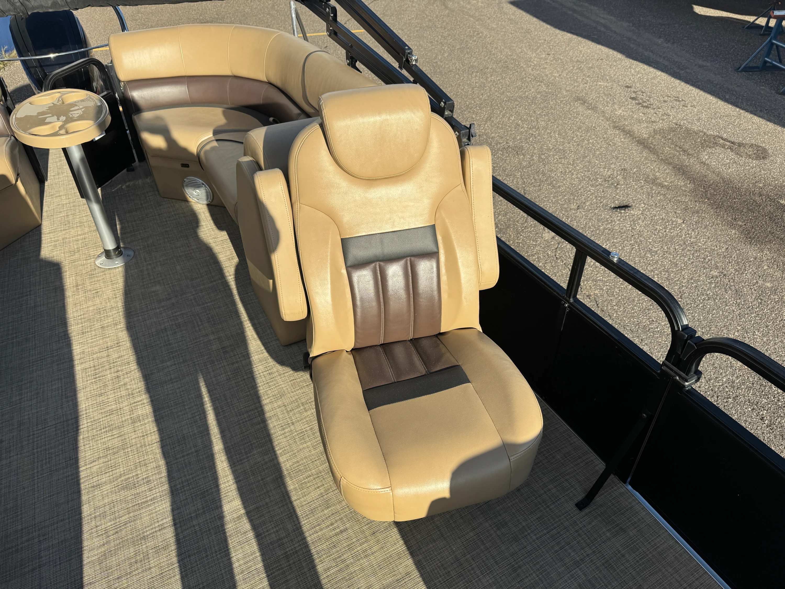 2018 Lowe SS230W Image Thumbnail #14