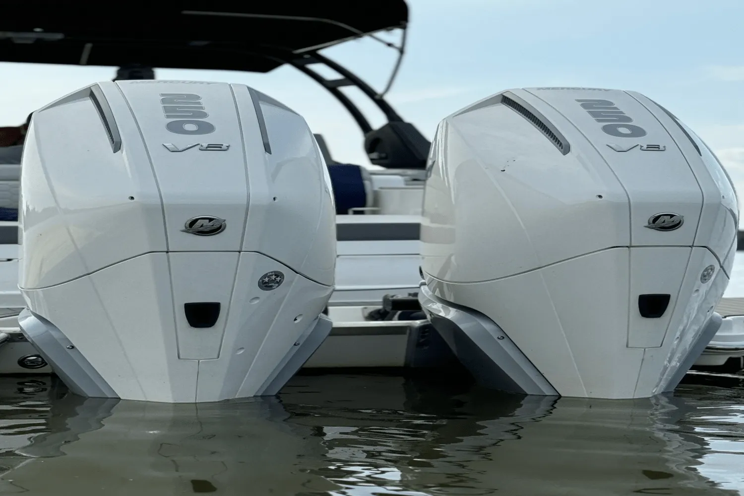 2023 Sea Ray 290 SDX OB Image Thumbnail #2