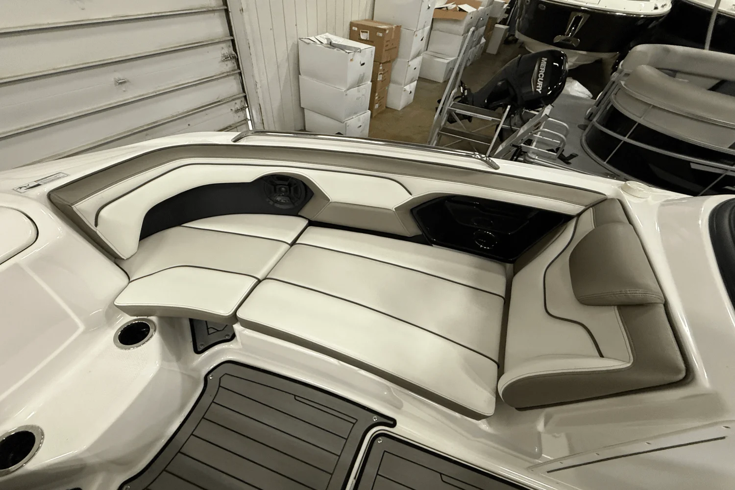 2018 Yamaha 212 LIMITED S Image Thumbnail #15