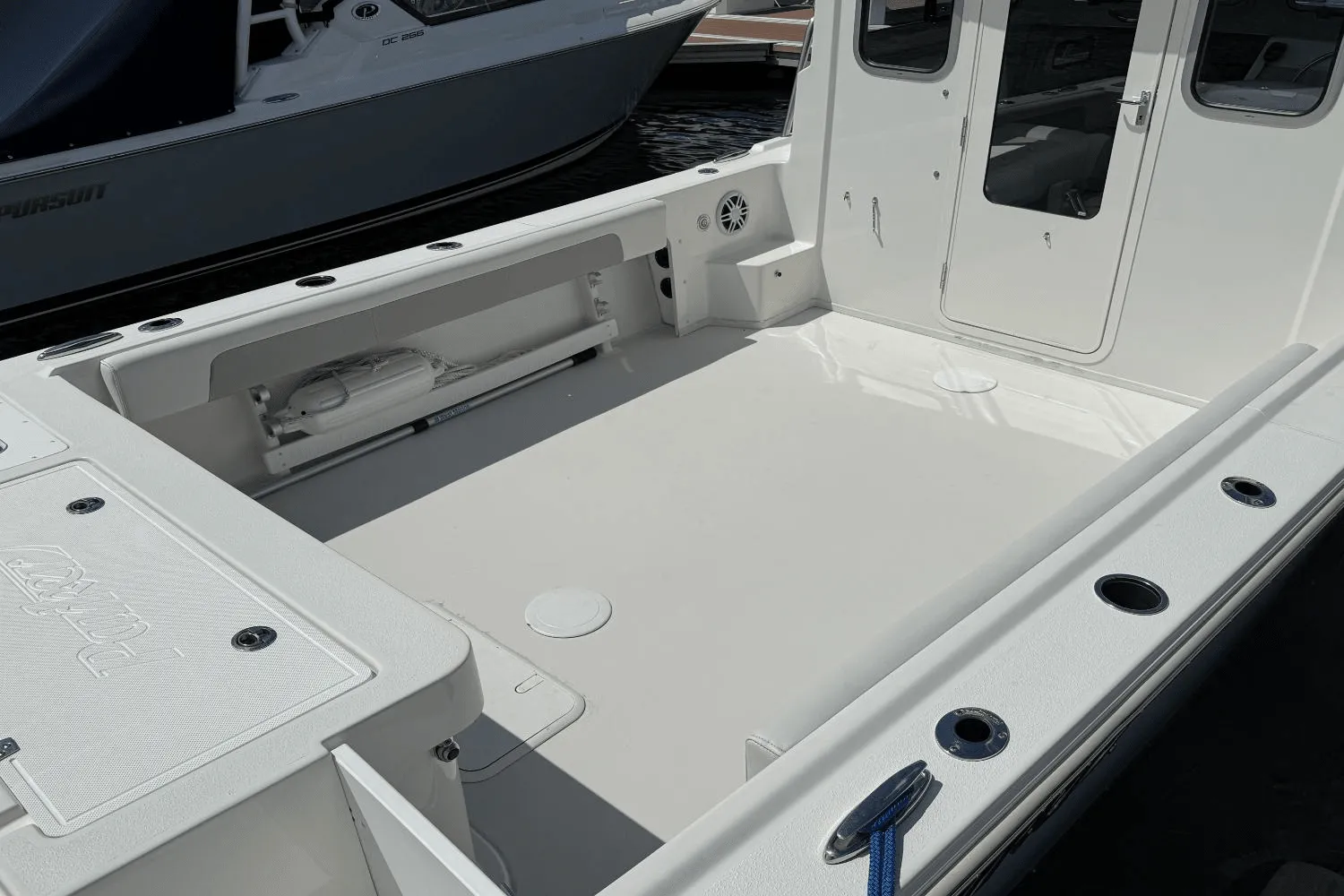 2023 Parker Marine 2320 Image Thumbnail #8