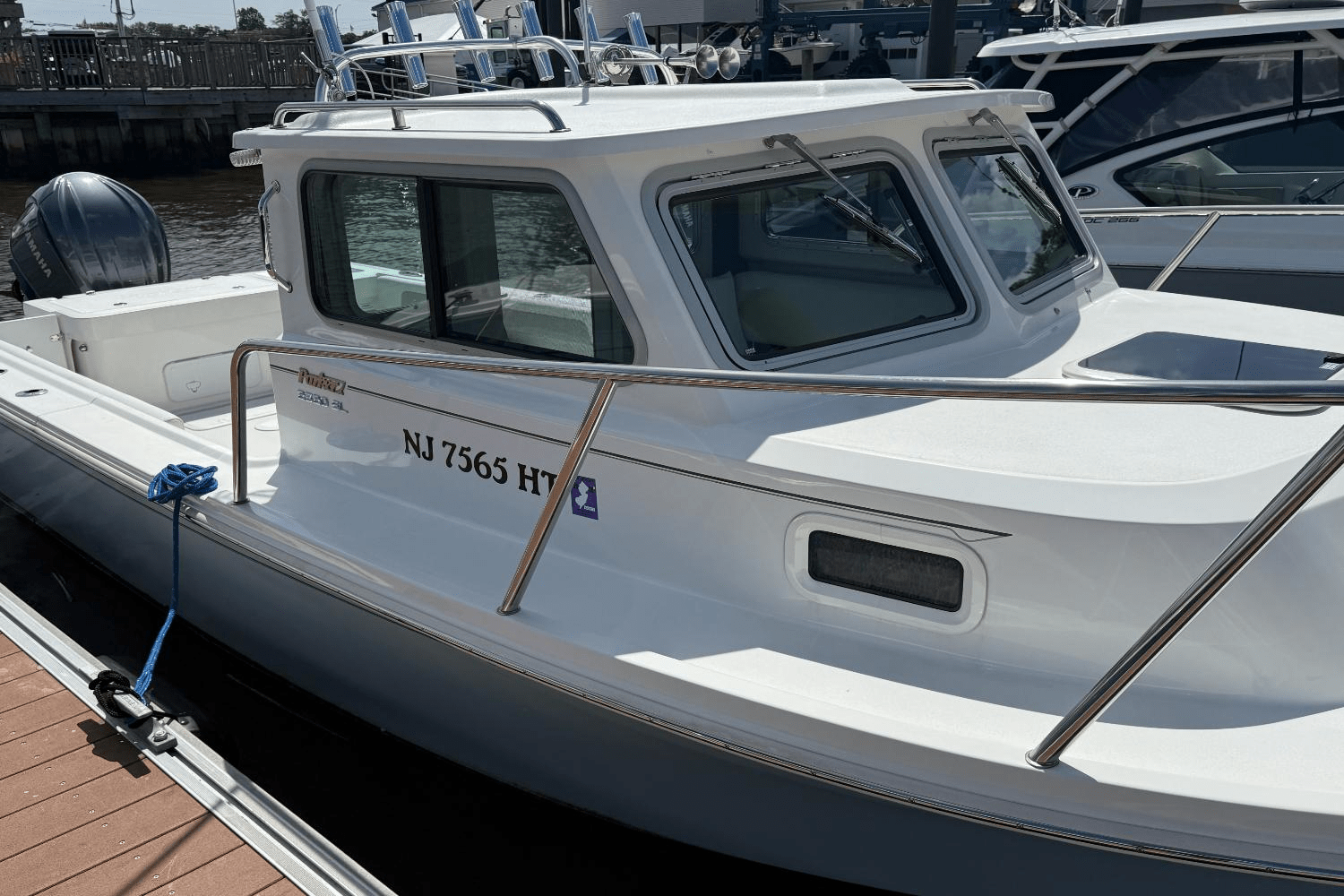 2023 Parker Marine 2320 Image Thumbnail #3