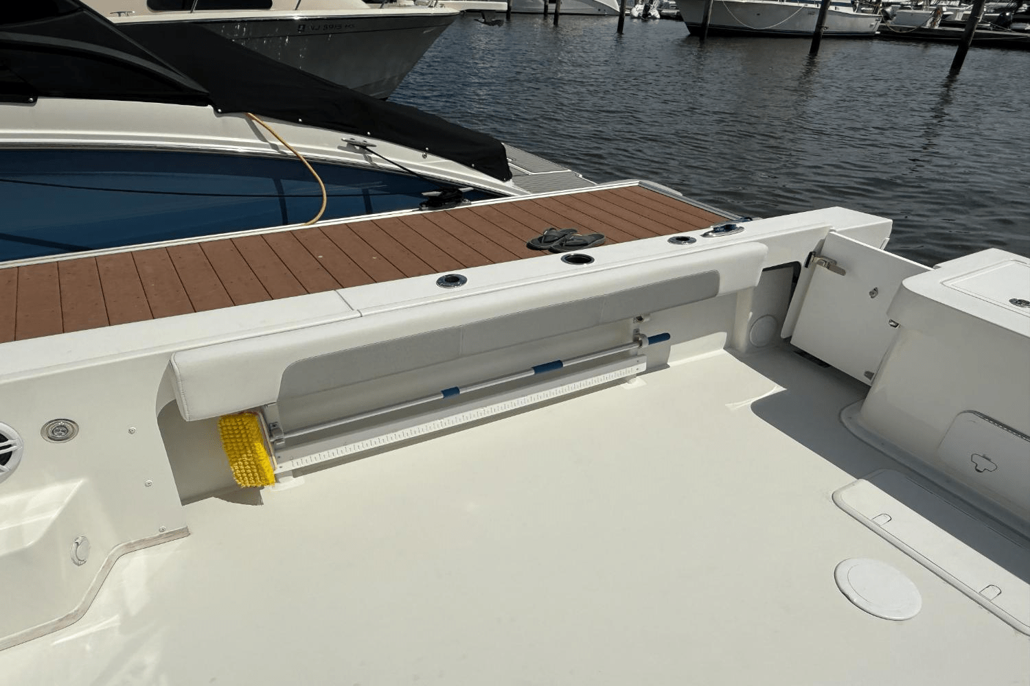 2023 Parker Marine 2320 Image Thumbnail #9