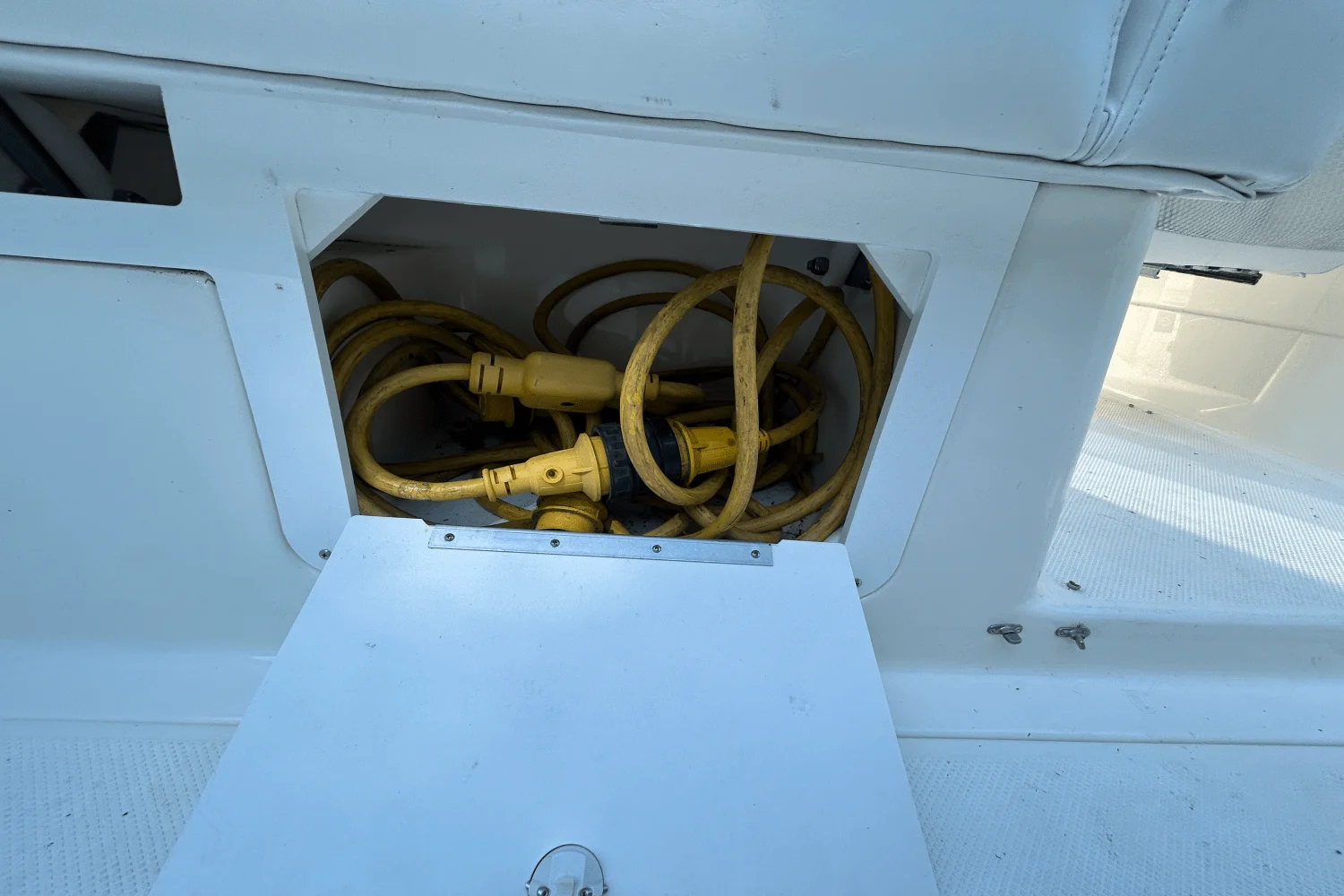 1997 Bayliner 2355 CIERA SUNBRIDGE Image Thumbnail #34