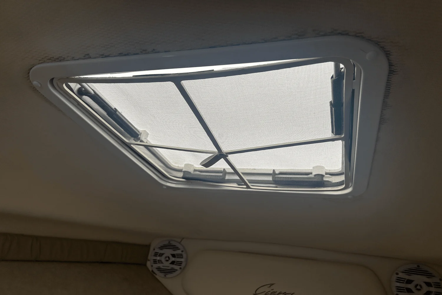 1997 Bayliner 2355 CIERA SUNBRIDGE Image Thumbnail #53