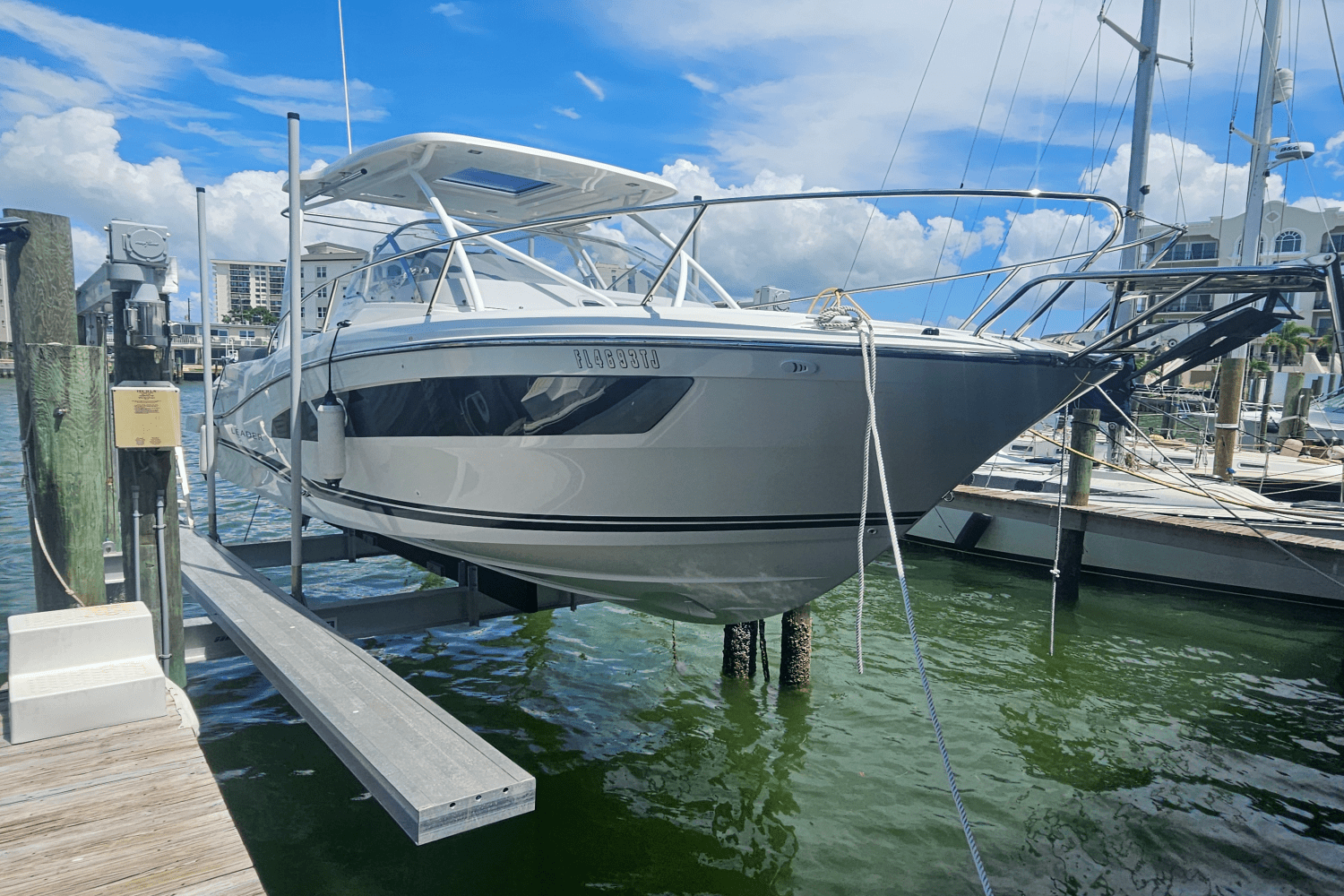 2023 Jeanneau LEADER 9.0 WALK Image Thumbnail #4