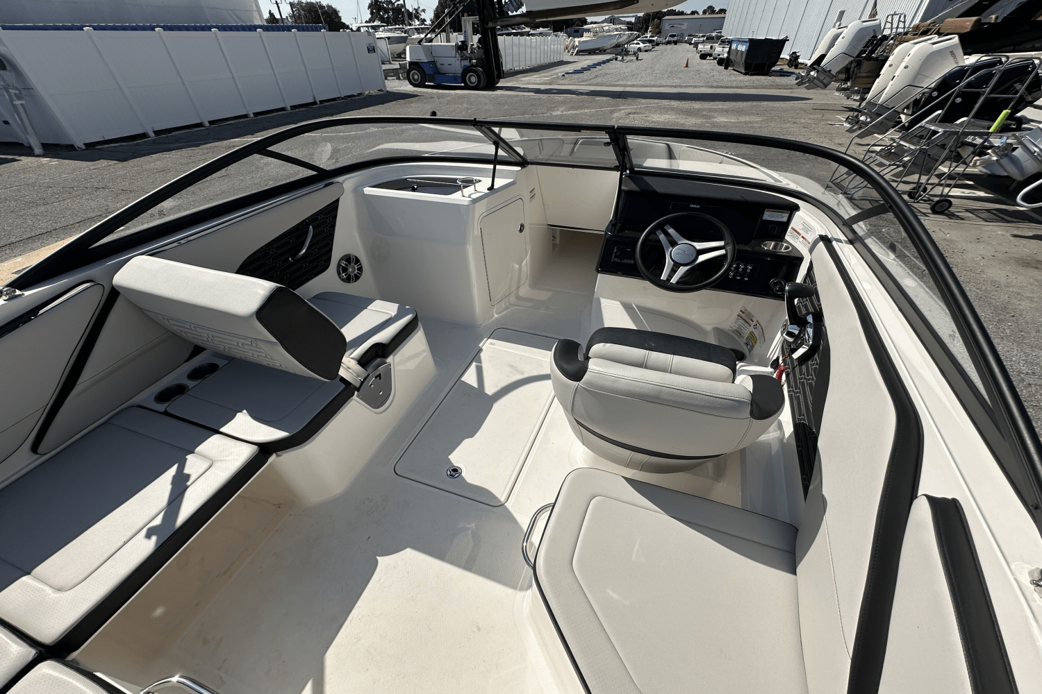 2024 Sea Ray 21 SPX-OB Image Thumbnail #13