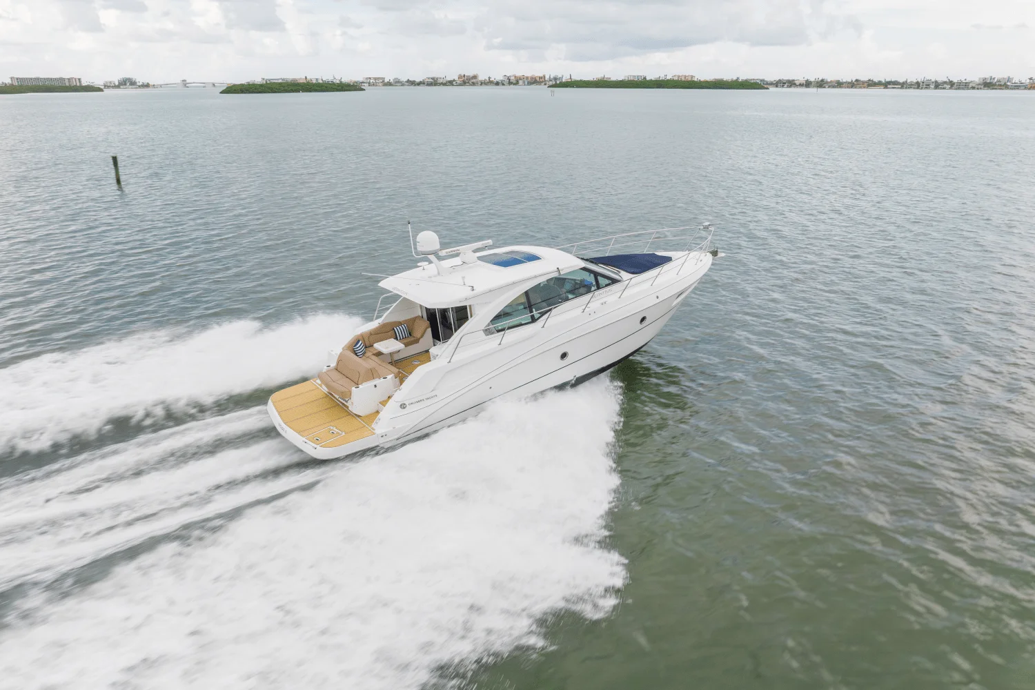 2016 Cruisers Yachts 41 CANTIUS Image Thumbnail #0