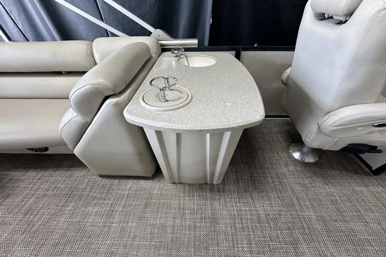 2019 Premier 270 INTRIGUE Image Thumbnail #36