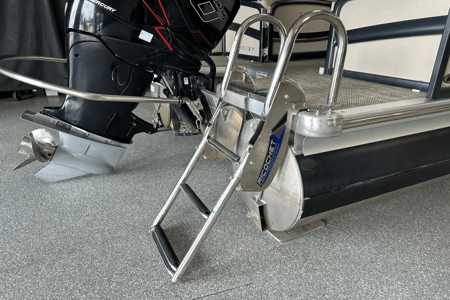 2019 Premier 270 INTRIGUE Image Thumbnail #14