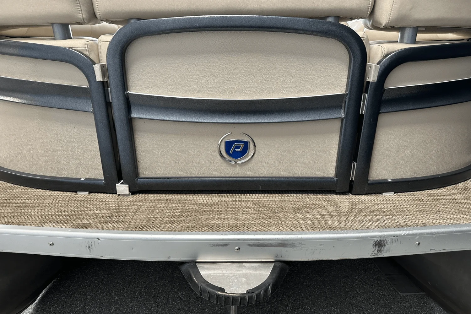 2019 Premier 270 INTRIGUE Image Thumbnail #13