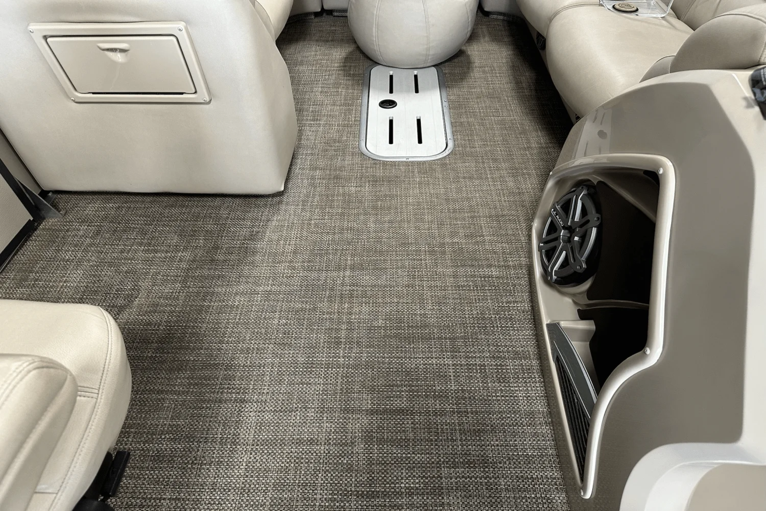 2019 Premier 270 INTRIGUE Image Thumbnail #44