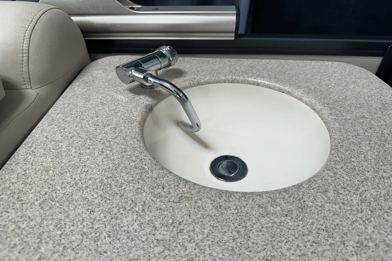 2019 Premier 270 INTRIGUE Image Thumbnail #37