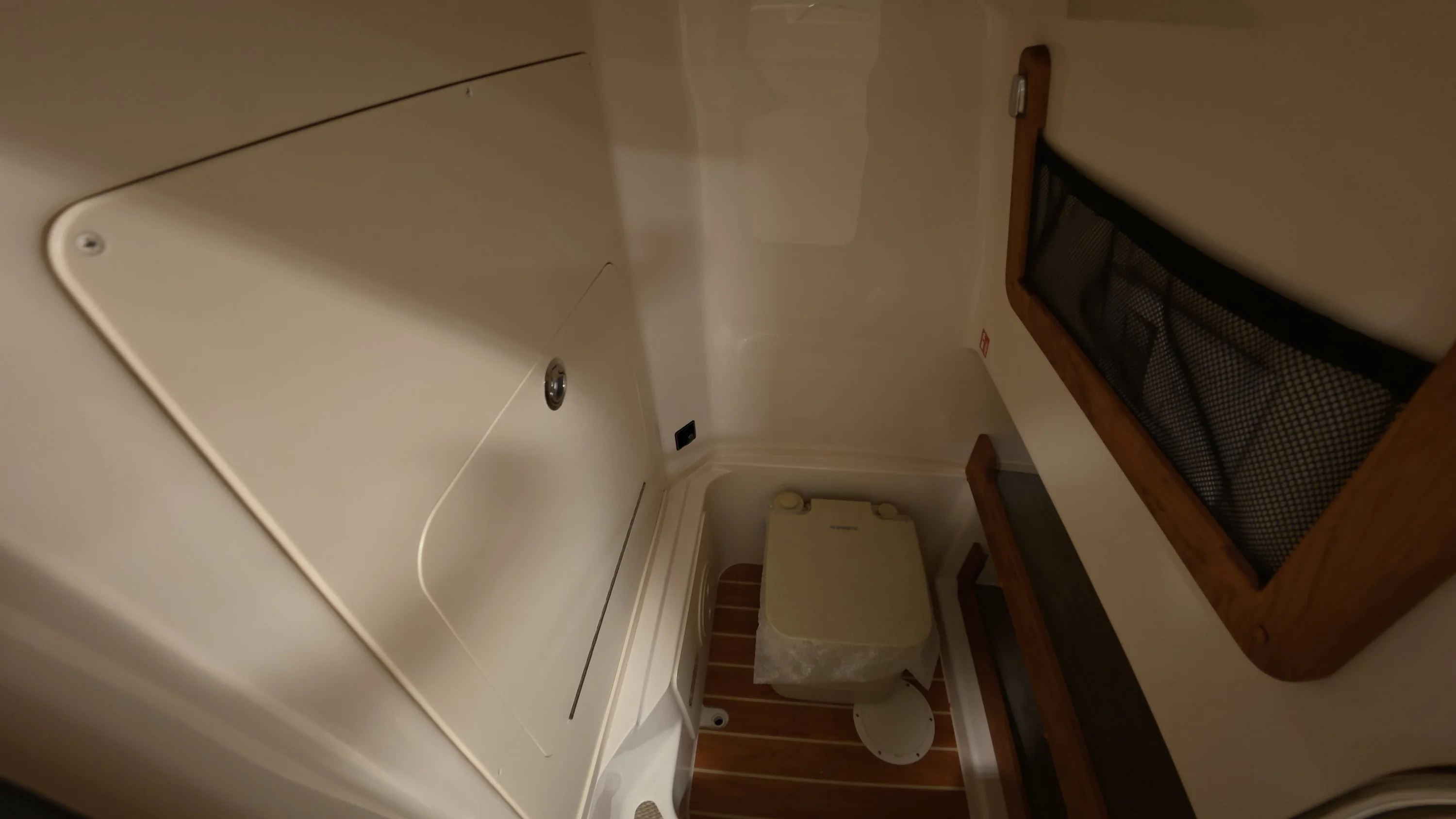 2026 Grady-White Fisherman 257 Image Thumbnail #17