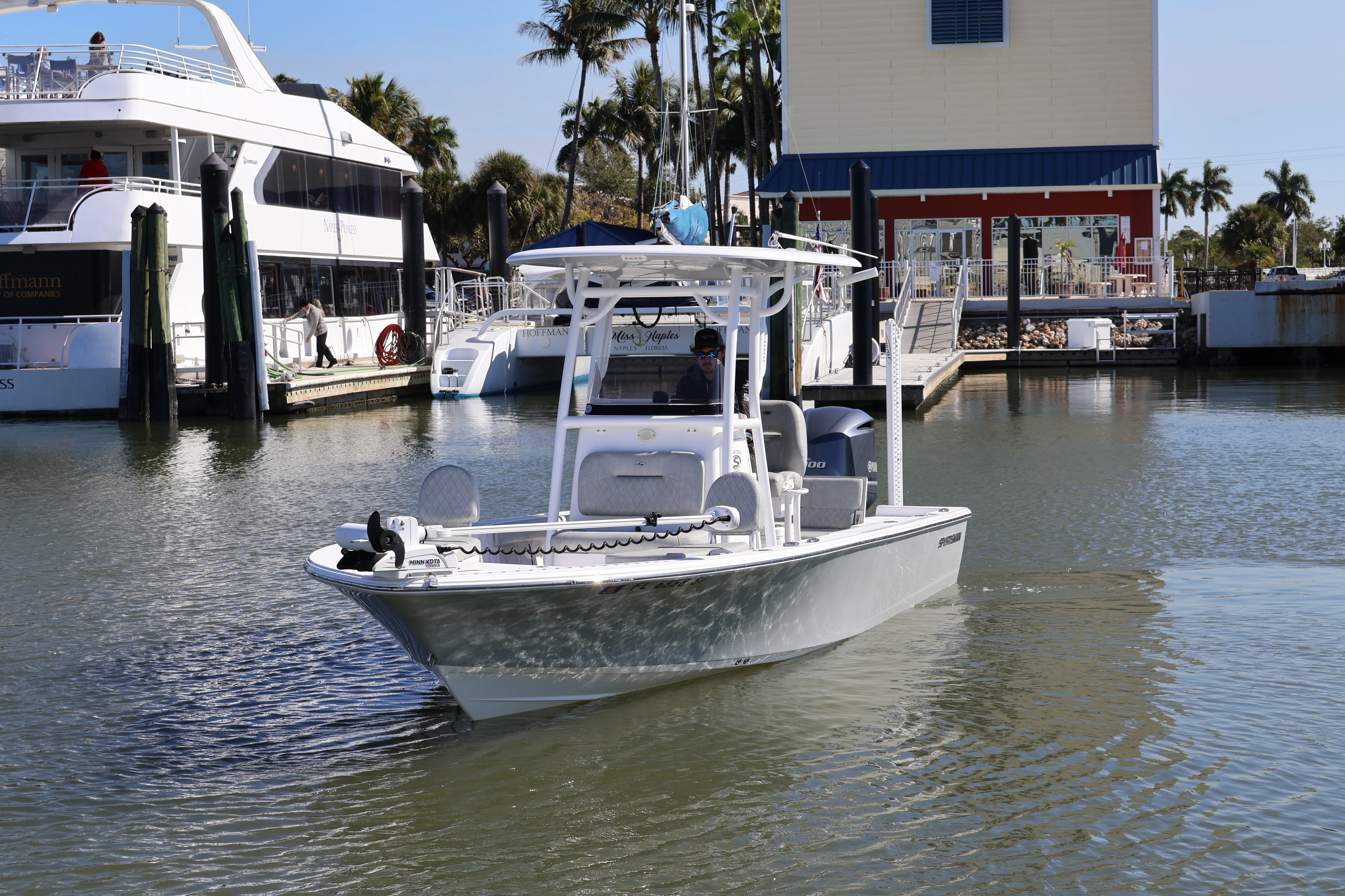 2020 Sportsman MASTERS 247 BAY BOAT Image Thumbnail #3