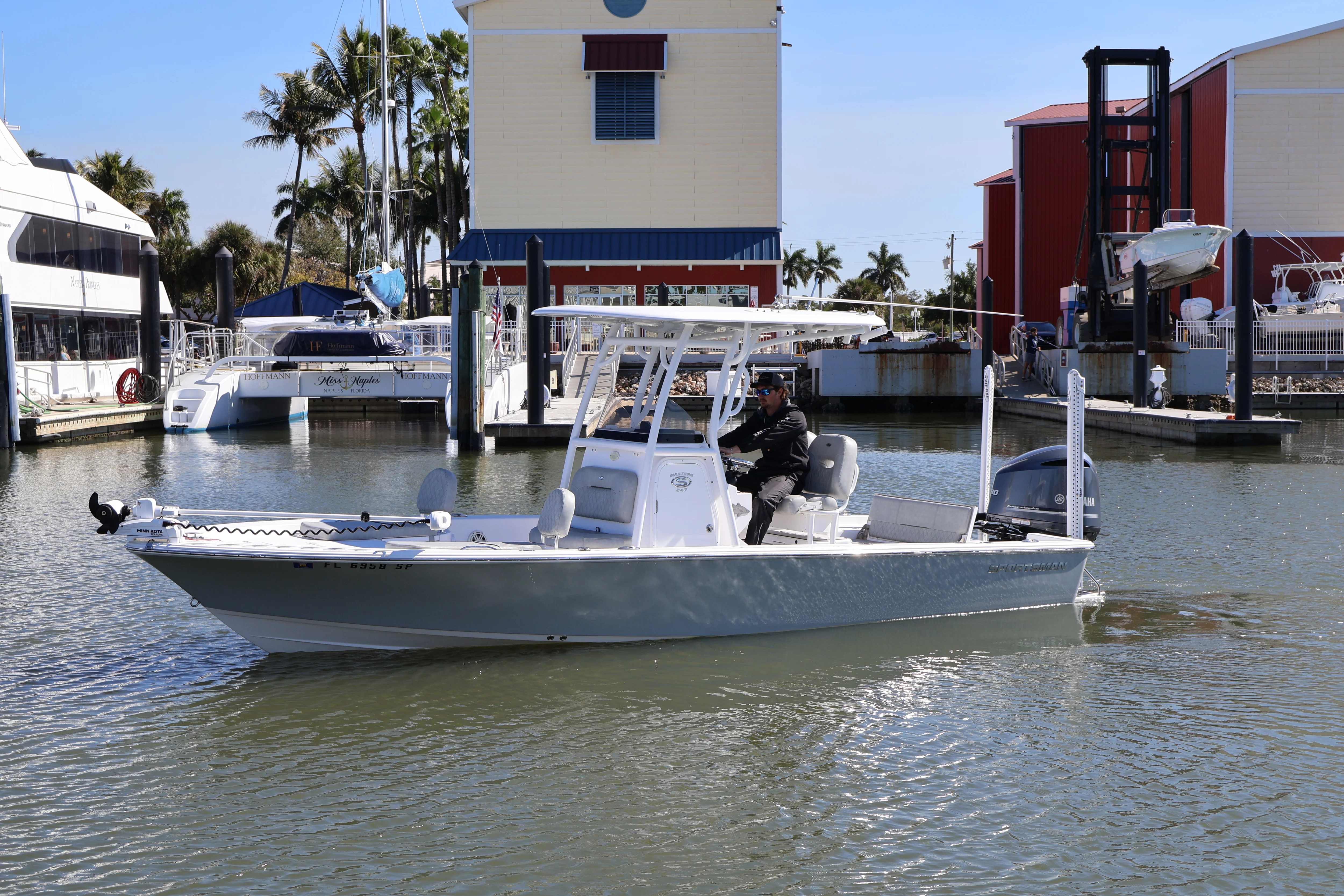 2020 Sportsman MASTERS 247 BAY BOAT Image Thumbnail #2