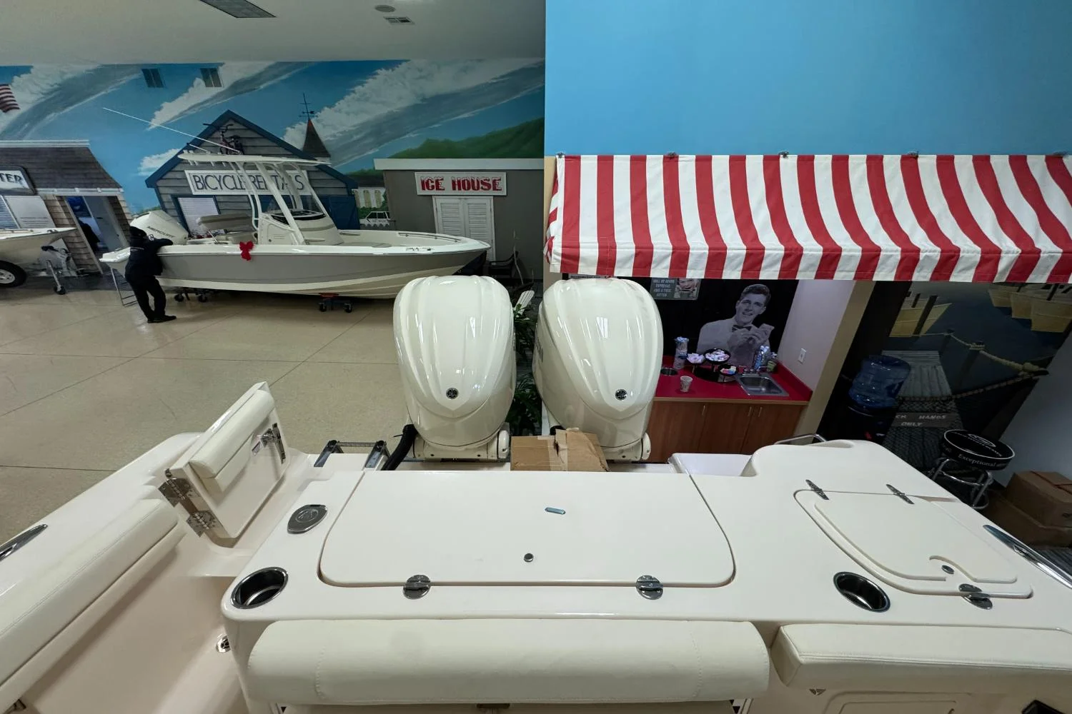 2026 Grady-White Canyon 271 Image Thumbnail #4