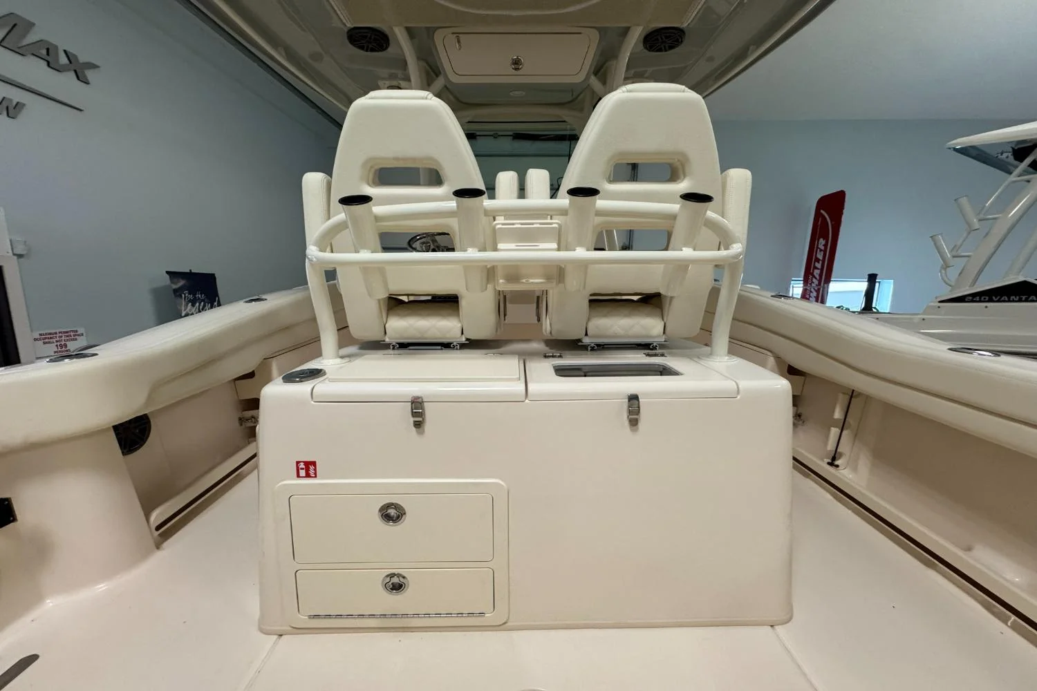 2026 Grady-White Canyon 271 Image Thumbnail #11