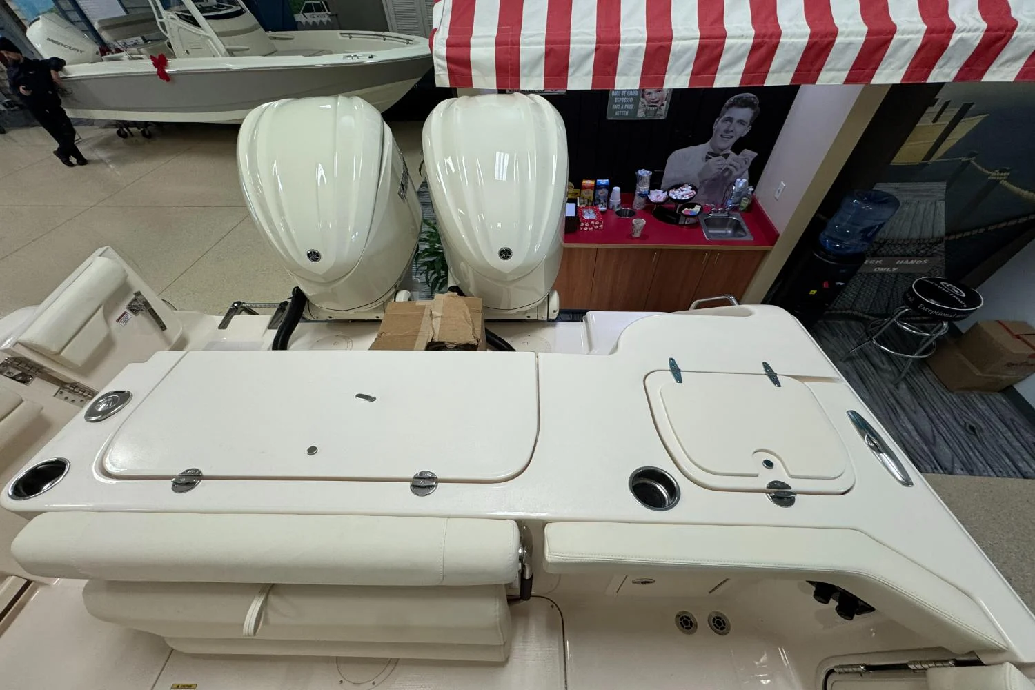 2026 Grady-White Canyon 271 Image Thumbnail #8