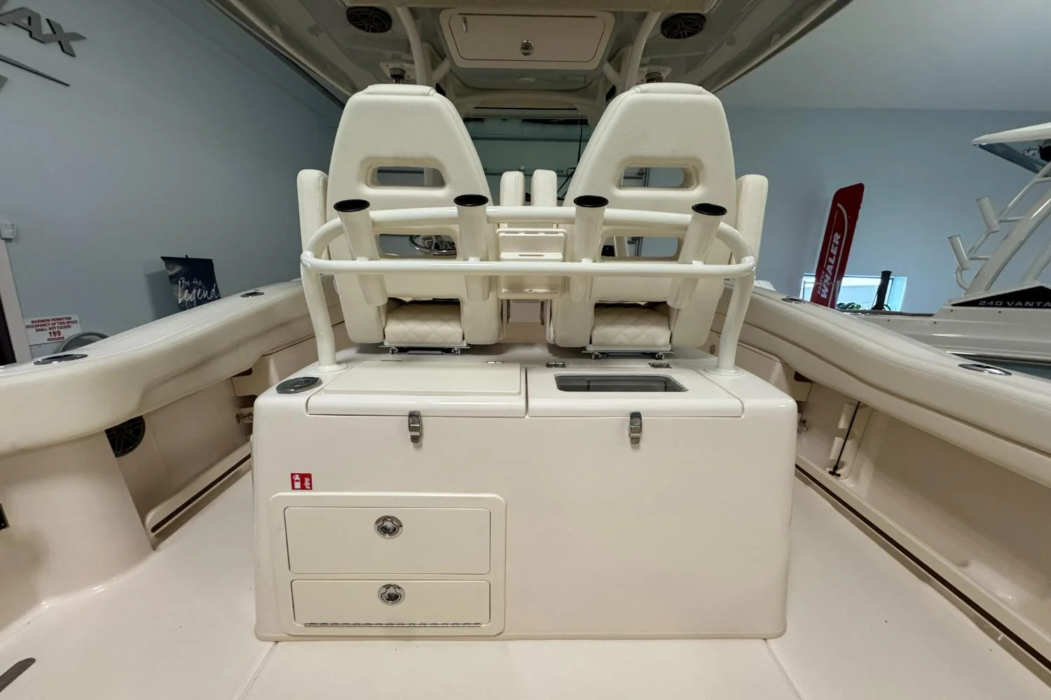 2026 Grady-White Canyon 271 Image Thumbnail #12