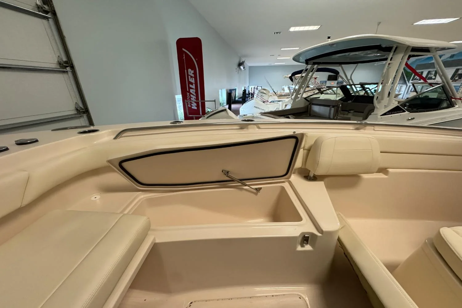 2026 Grady-White Canyon 271 Image Thumbnail #35