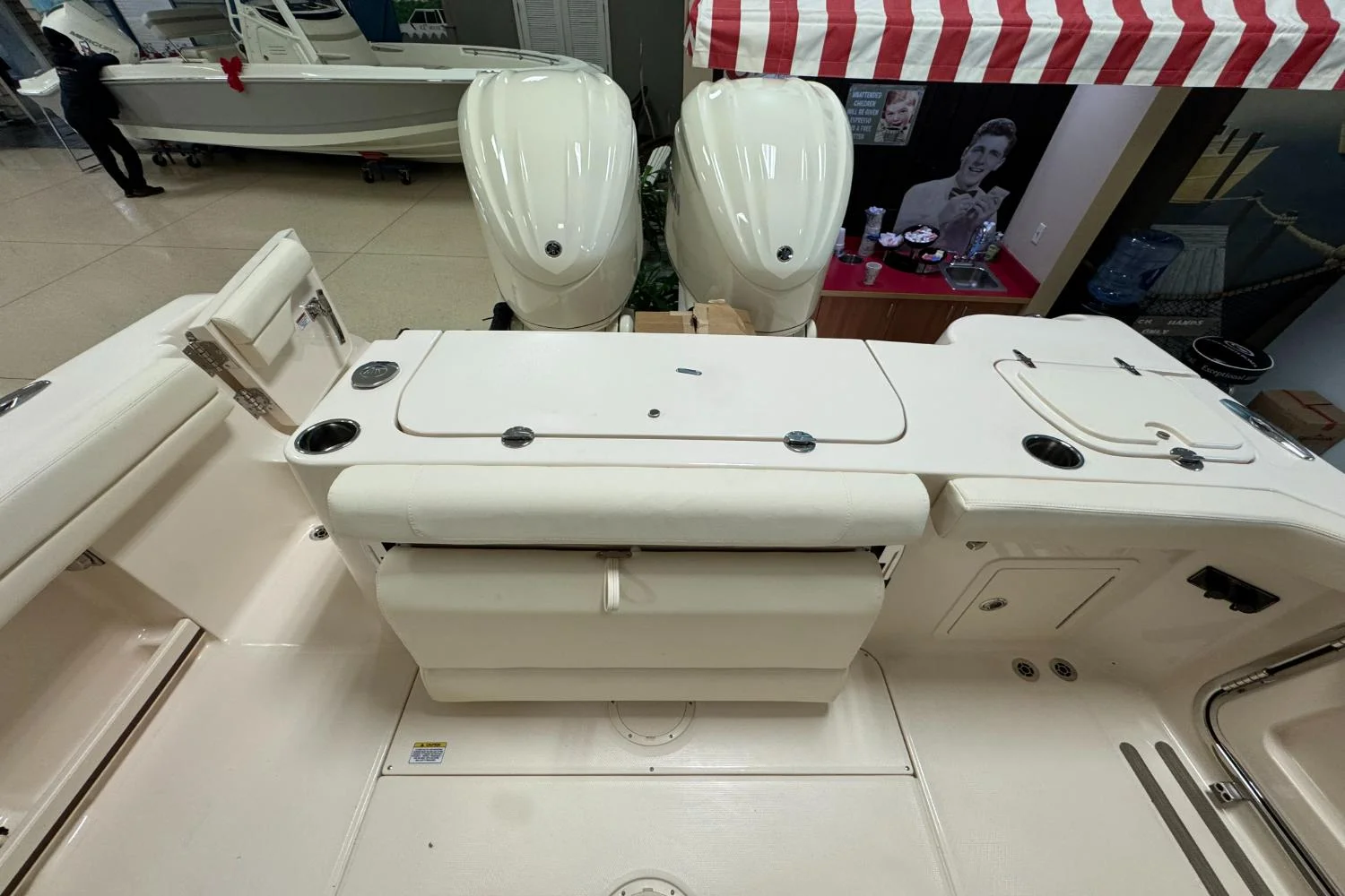 2026 Grady-White Canyon 271 Image Thumbnail #6