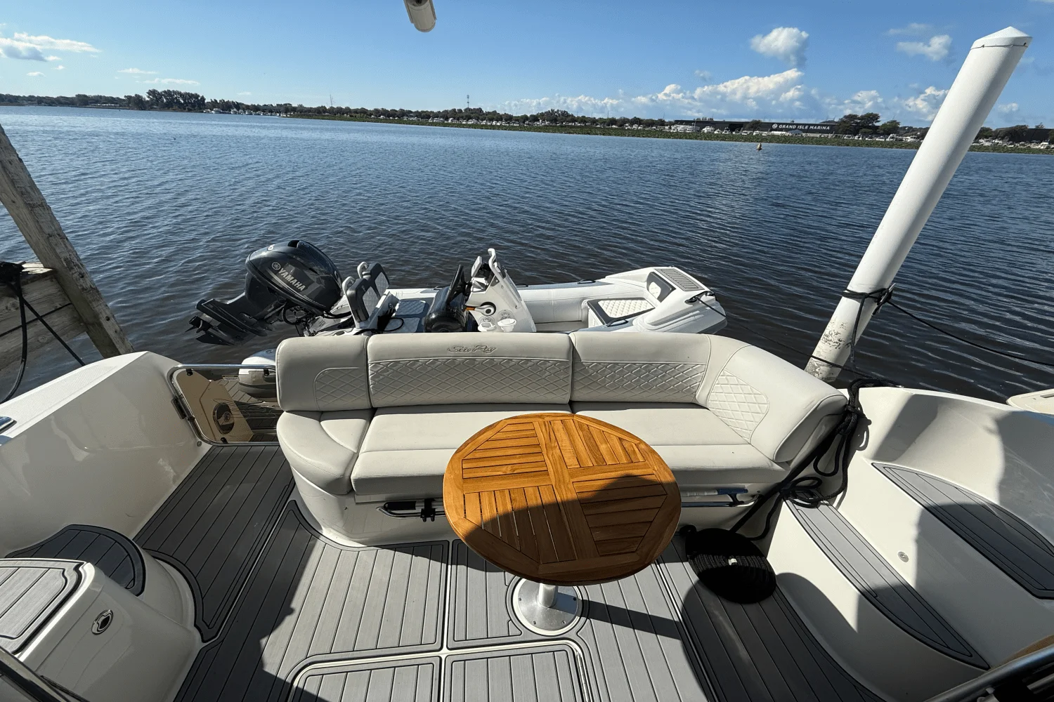 2017 Sea Ray 510 FLY Image Thumbnail #5