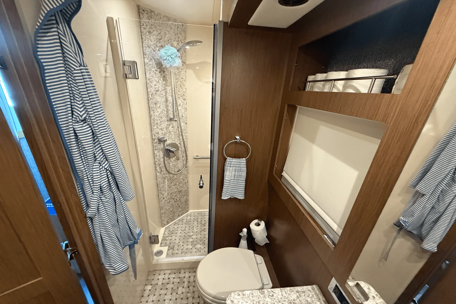 2017 Sea Ray 510 FLY Image Thumbnail #40