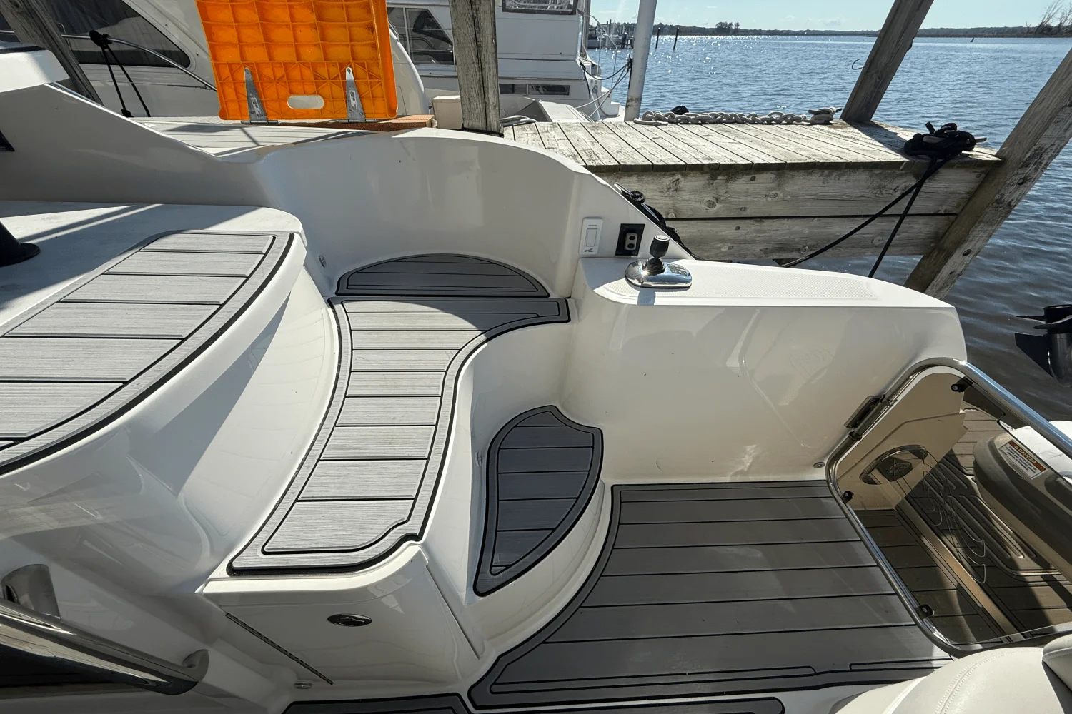 2017 Sea Ray 510 FLY Image Thumbnail #8