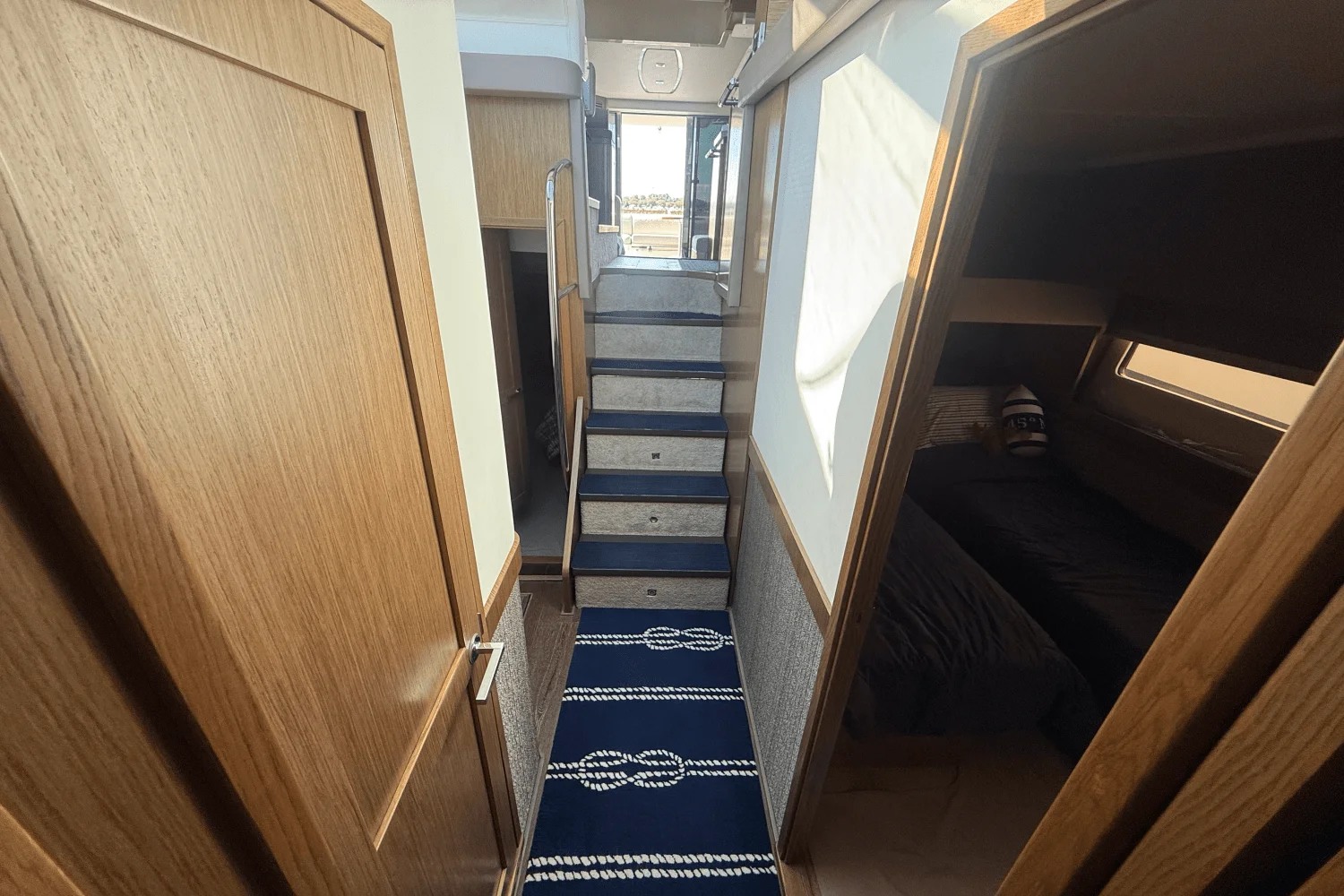 2017 Sea Ray 510 FLY Image Thumbnail #30